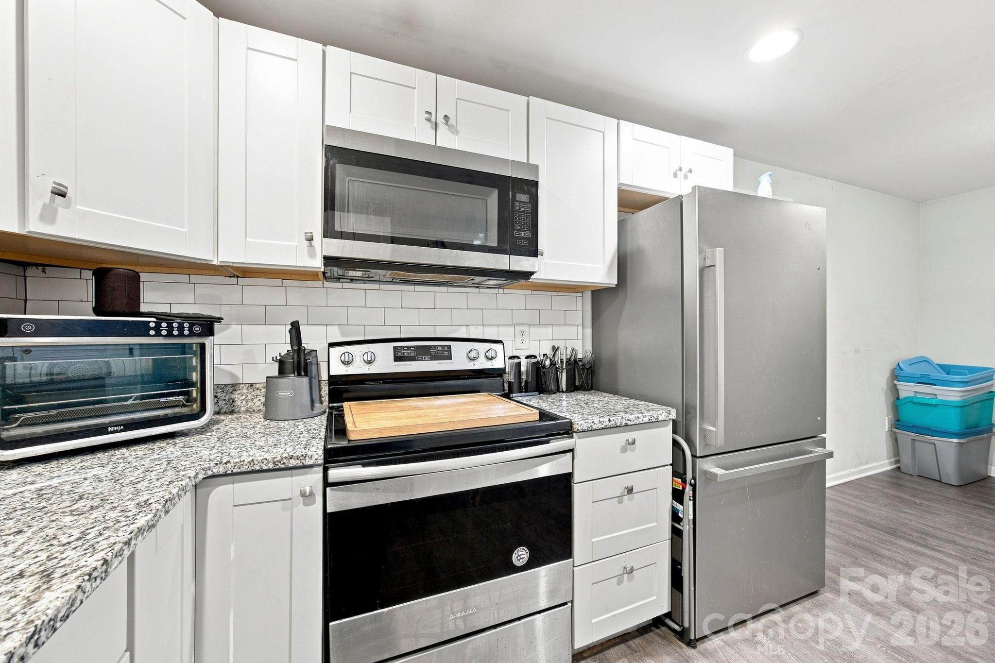 Single Family Residence at 105 Park Street, Clover, photo 11 of 35