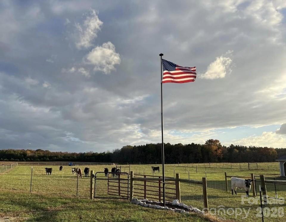 Farm at 8720 Potter Road S, Waxhaw, photo 6 of 27