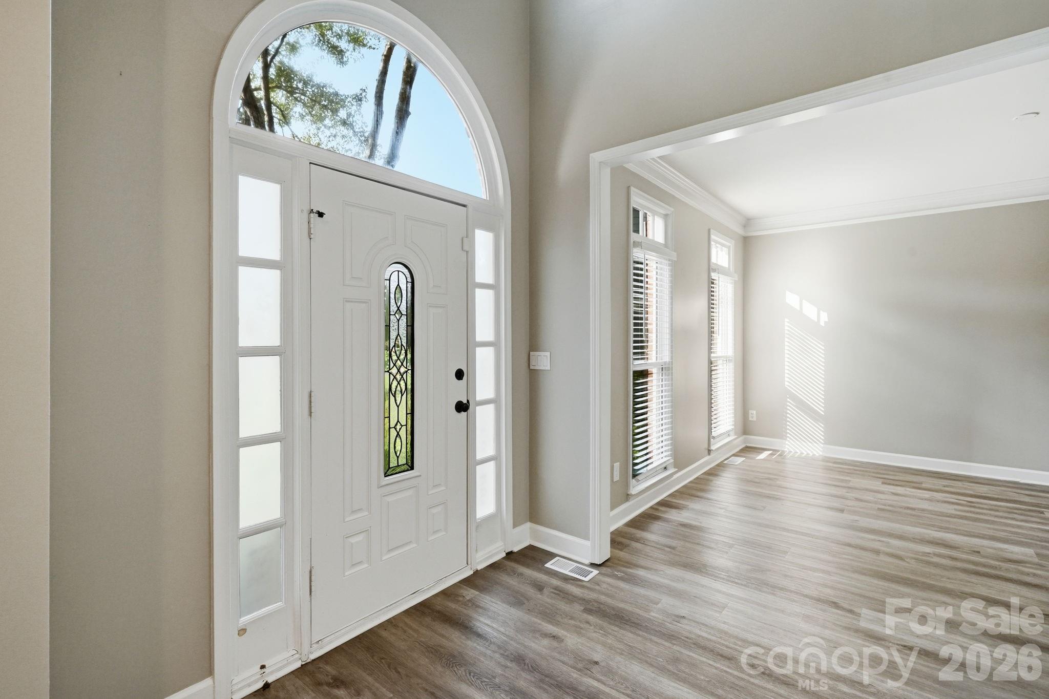 Single Family Residence at 1321 Hillshire Meadow Drive, Matthews, photo 14 of 47