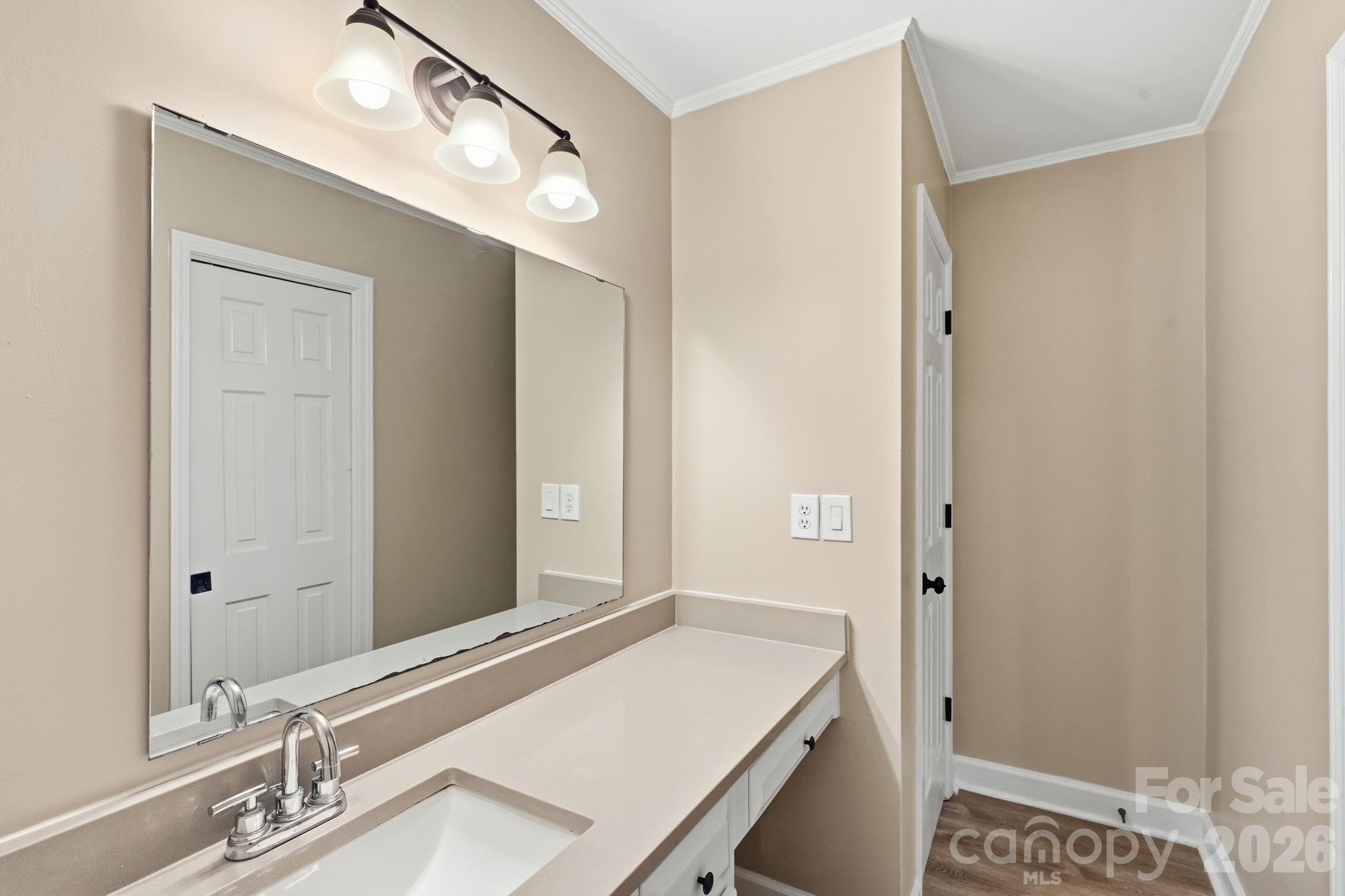Single Family Residence at 1321 Hillshire Meadow Drive, Matthews, photo 35 of 47