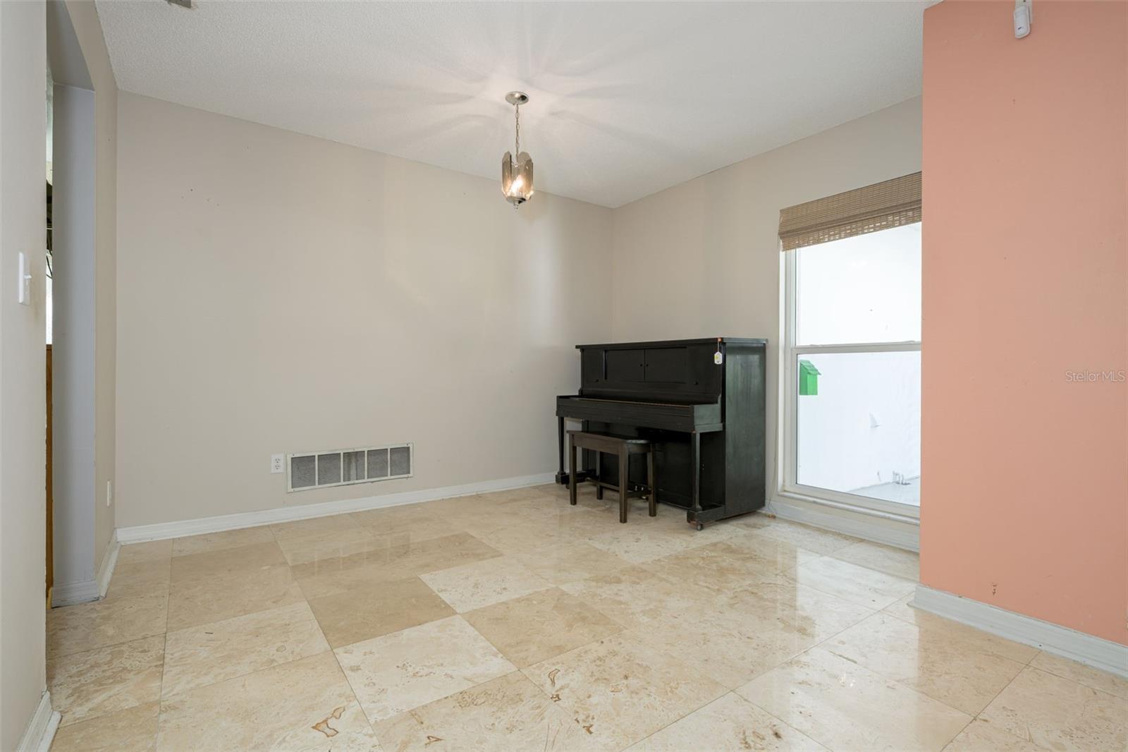 Single Family Residence at 30 FERNHAM LN, PALM COAST, photo 6 of 53