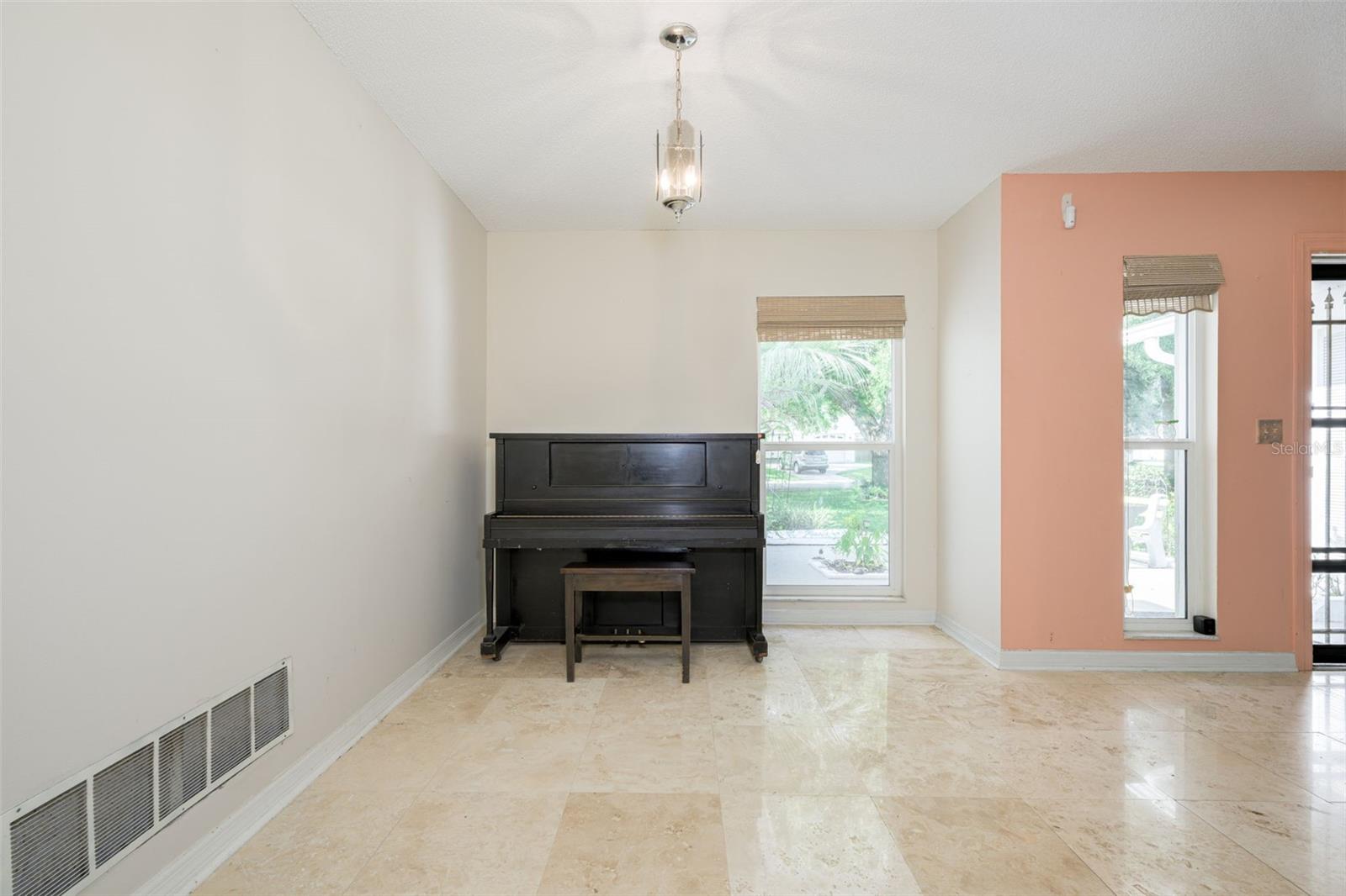 Single Family Residence at 30 FERNHAM LN, PALM COAST, photo 7 of 53