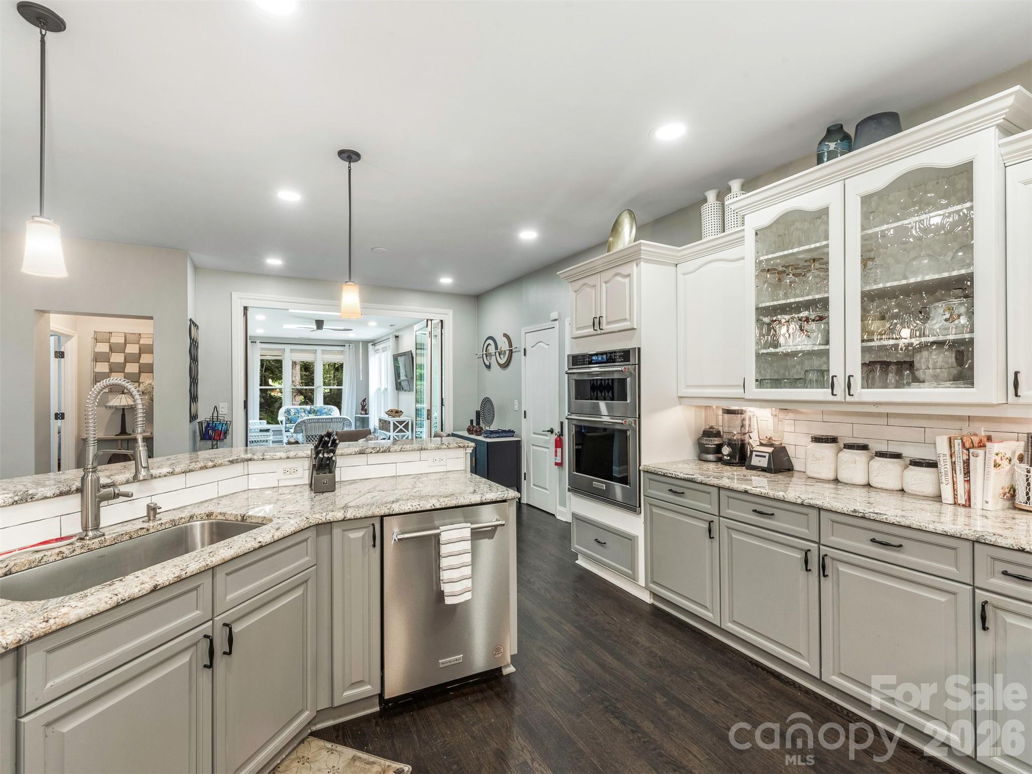 Single Family Residence at 5600 Crown Hill Drive, Mint Hill, photo 14 of 47