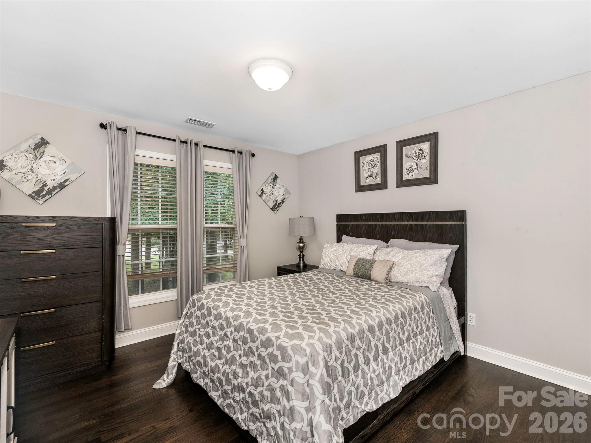 Single Family Residence at 5600 Crown Hill Drive, Mint Hill, photo 27 of 47