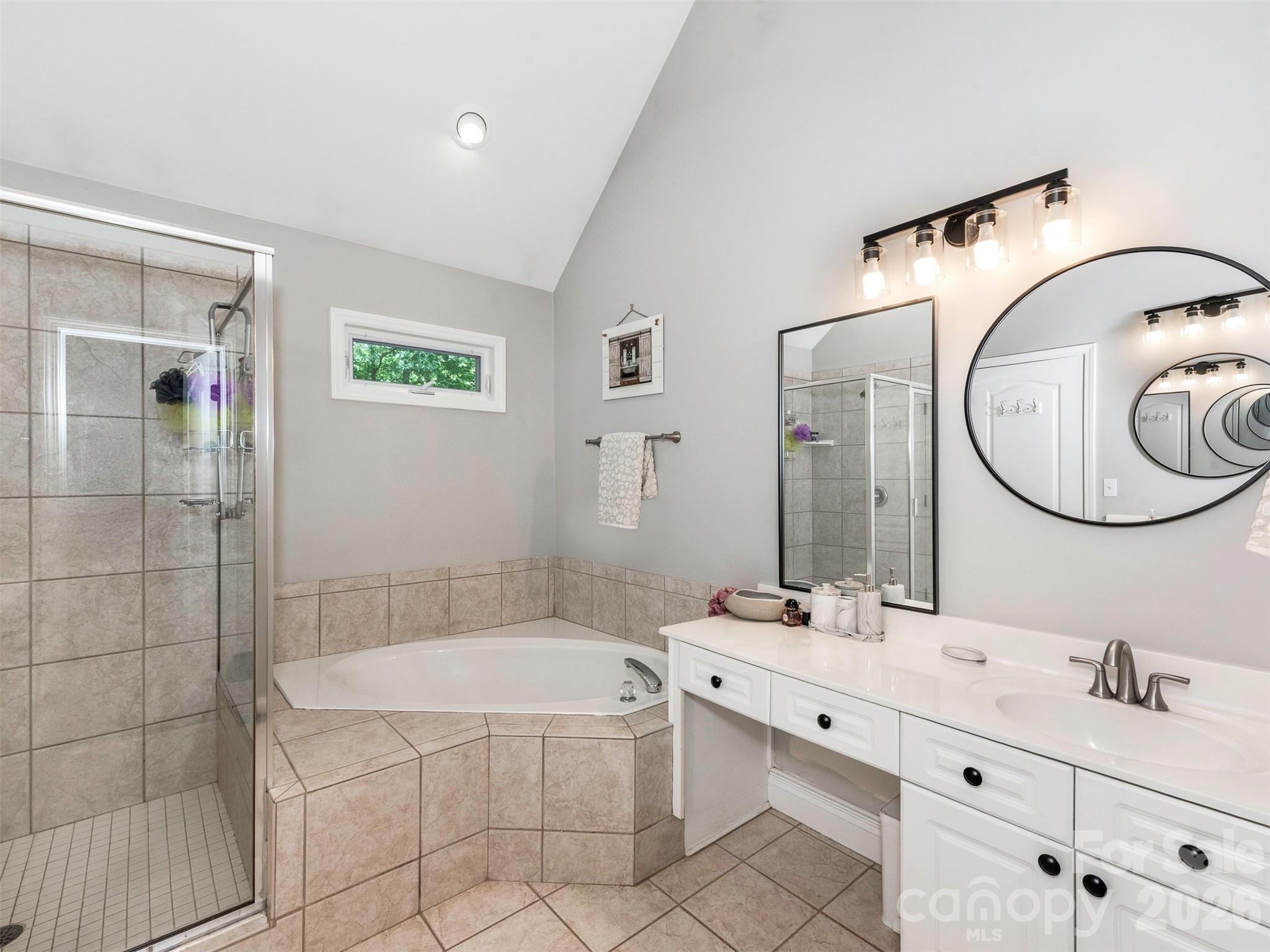 Single Family Residence at 5600 Crown Hill Drive, Mint Hill, photo 29 of 47