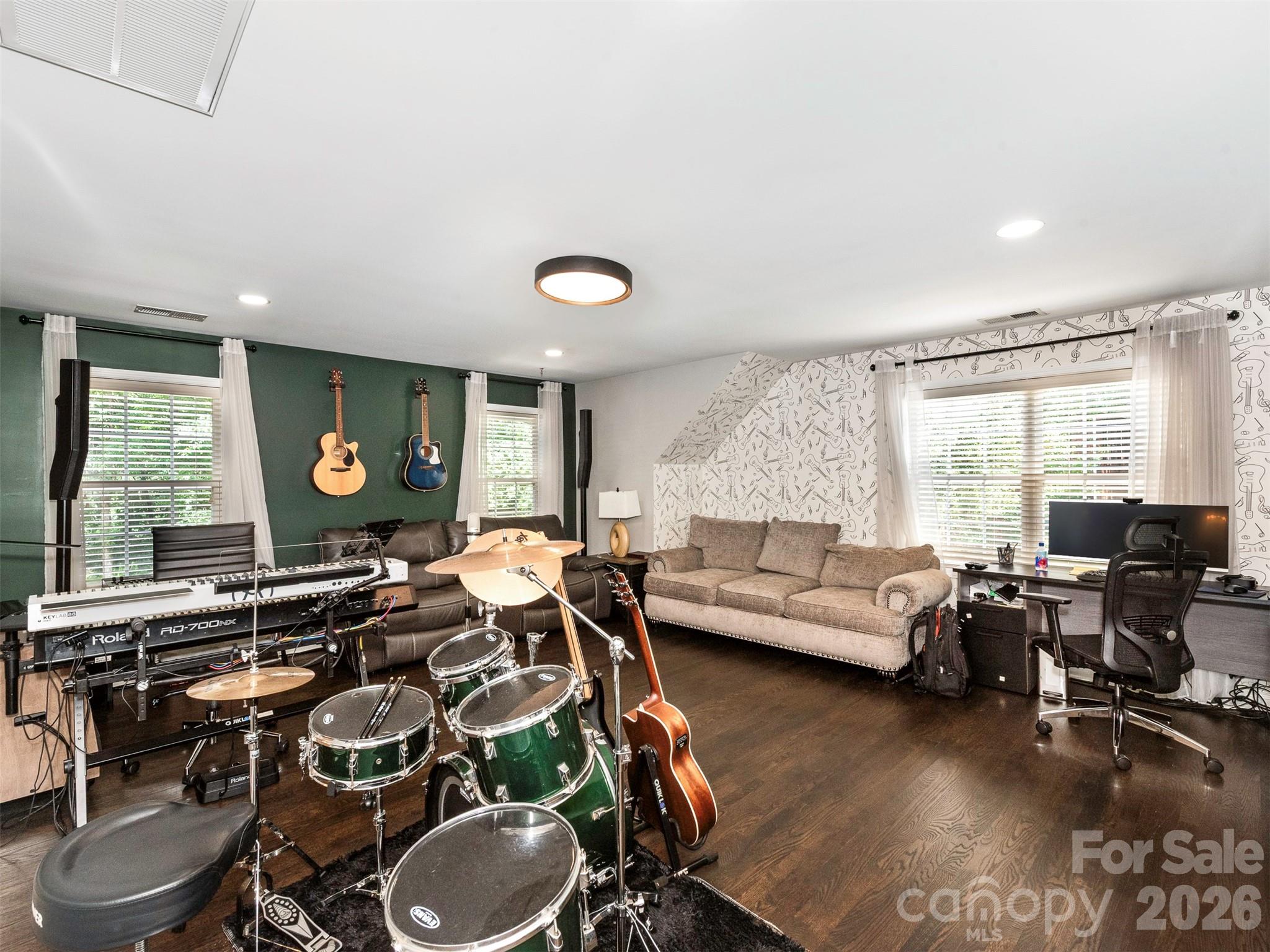 Single Family Residence at 5600 Crown Hill Drive, Mint Hill, photo 34 of 47