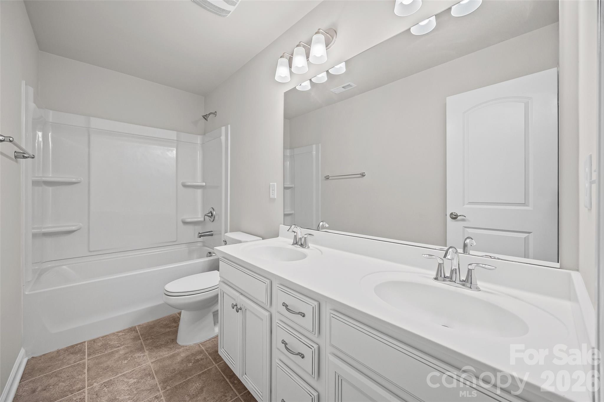Single Family Residence at 2022 Napa Valley Drive, Waxhaw, photo 25 of 48