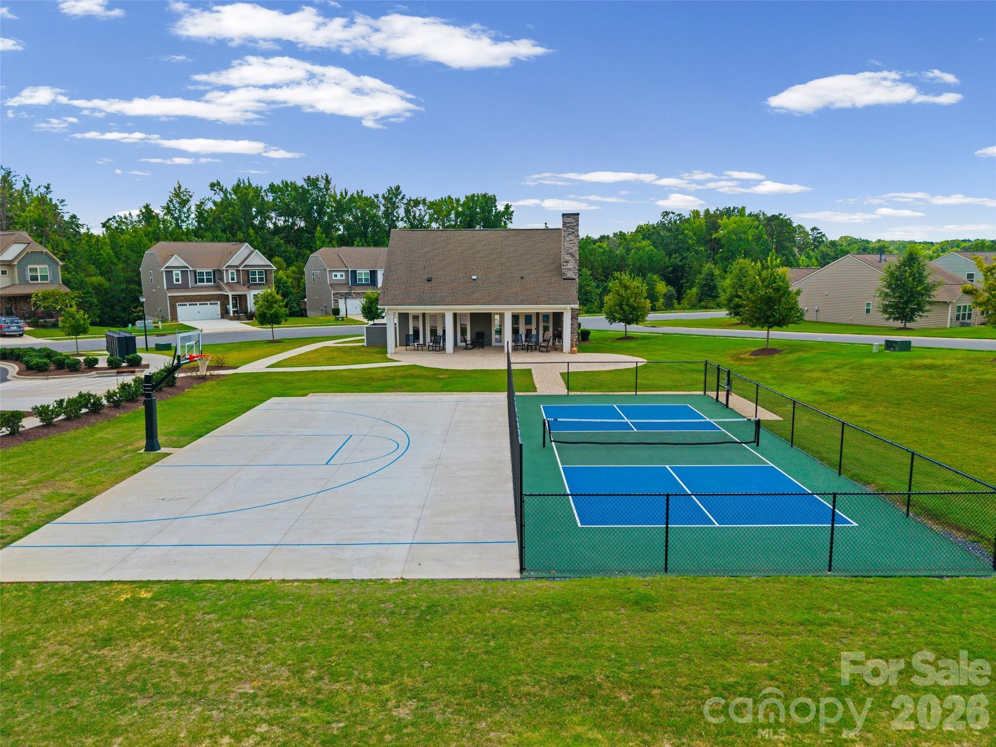 Single Family Residence at 2022 Napa Valley Drive, Waxhaw, photo 43 of 48
