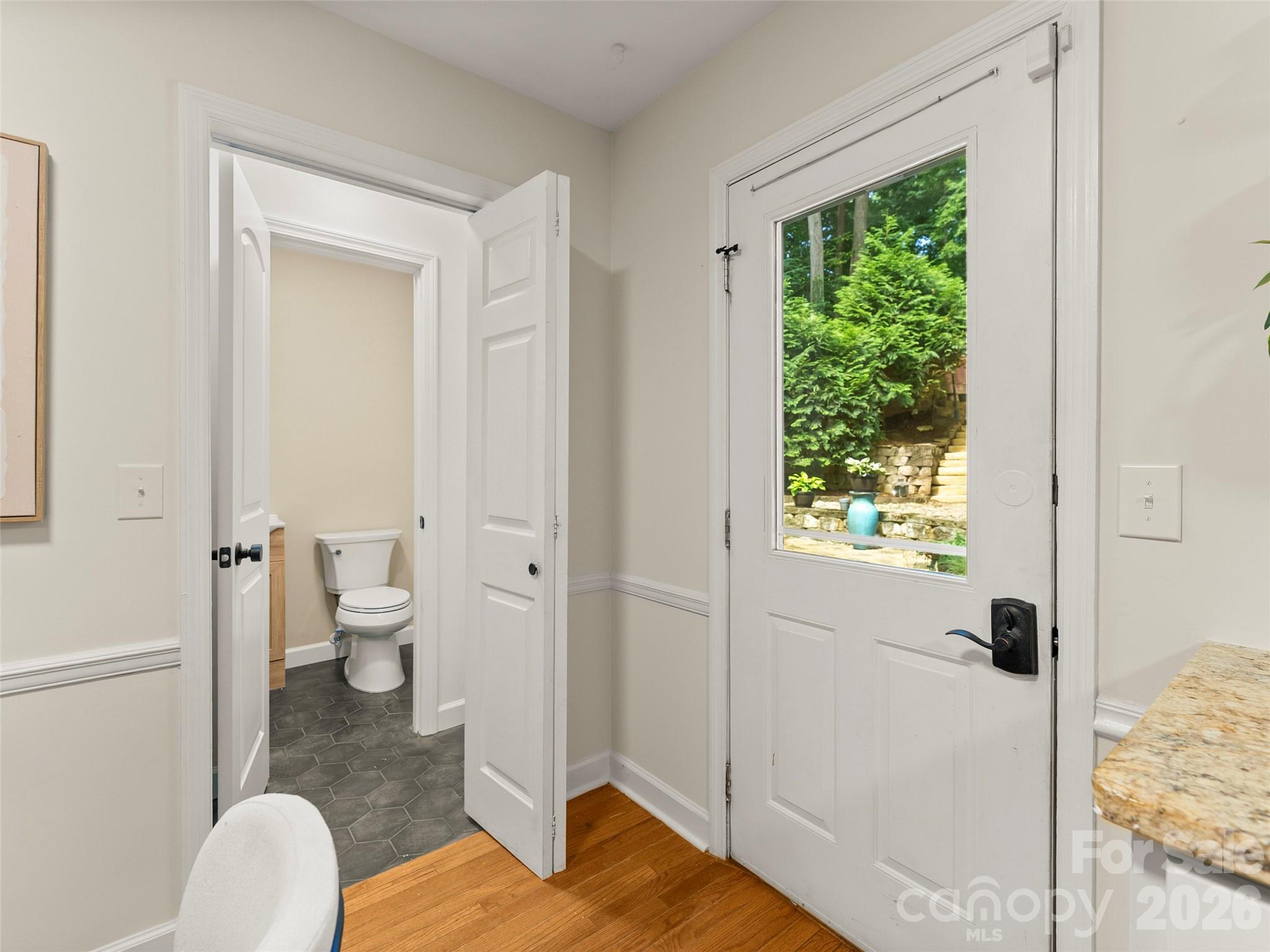 Single Family Residence at 28 Marne Road, Asheville, photo 12 of 48