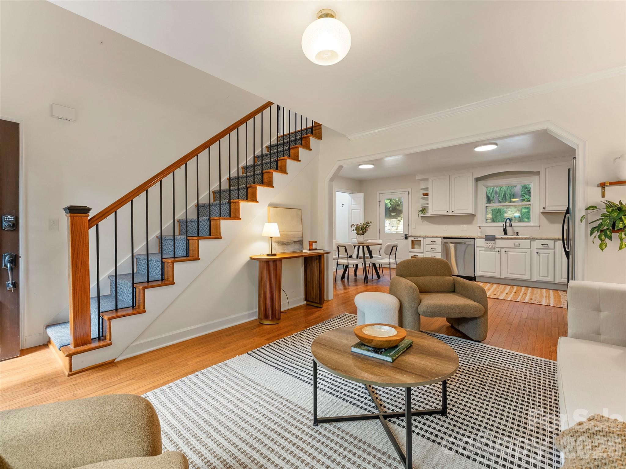 Single Family Residence at 28 Marne Road, Asheville, photo 18 of 48