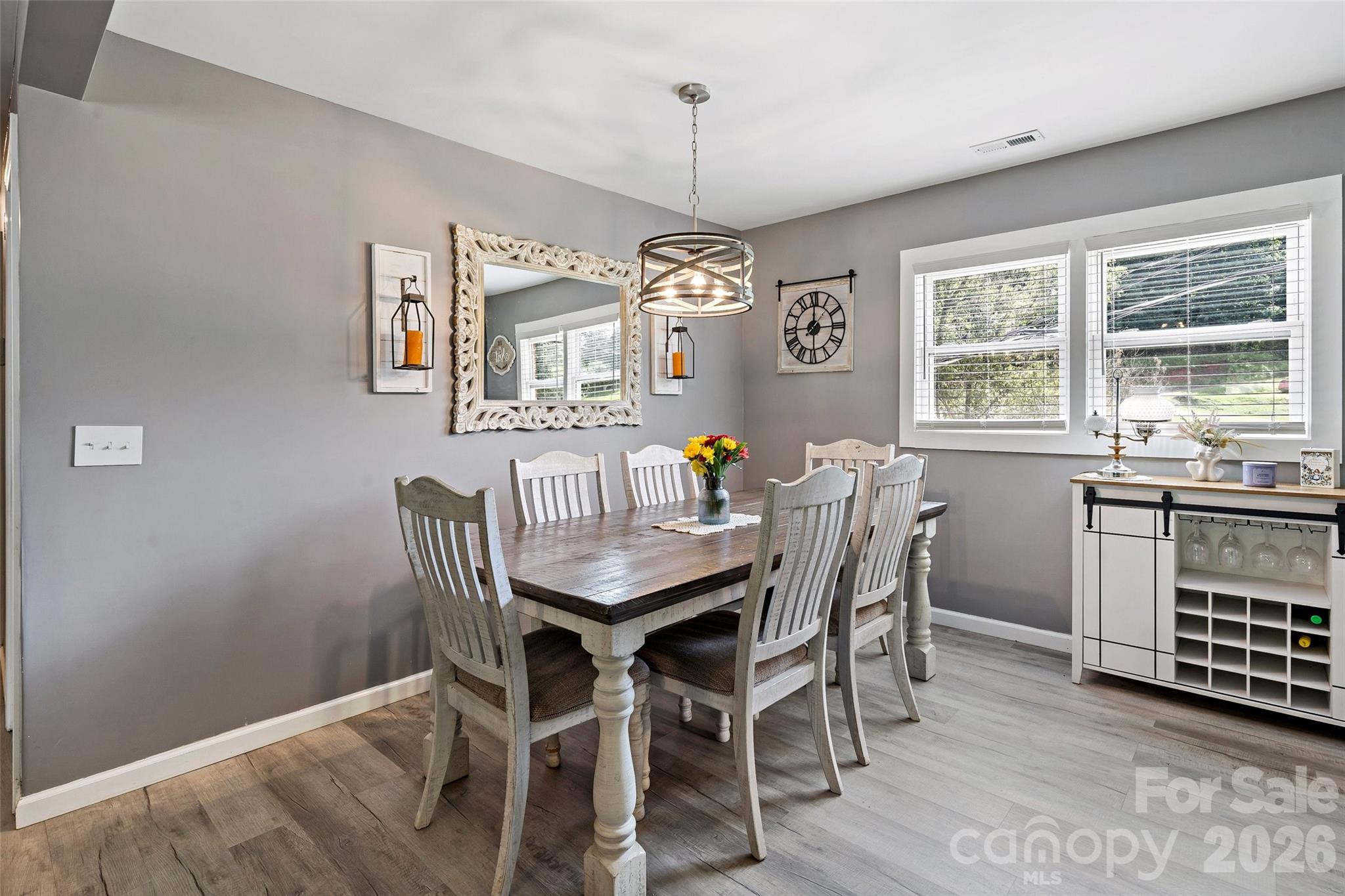 Single Family Residence at 204 Quail Hollow Road, Marion, photo 9 of 34