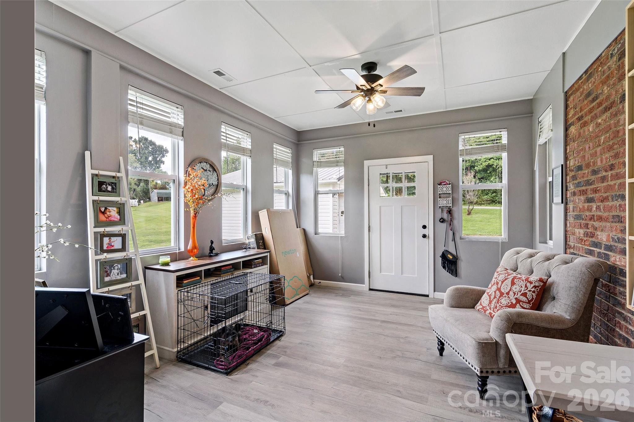 Single Family Residence at 204 Quail Hollow Road, Marion, photo 13 of 34
