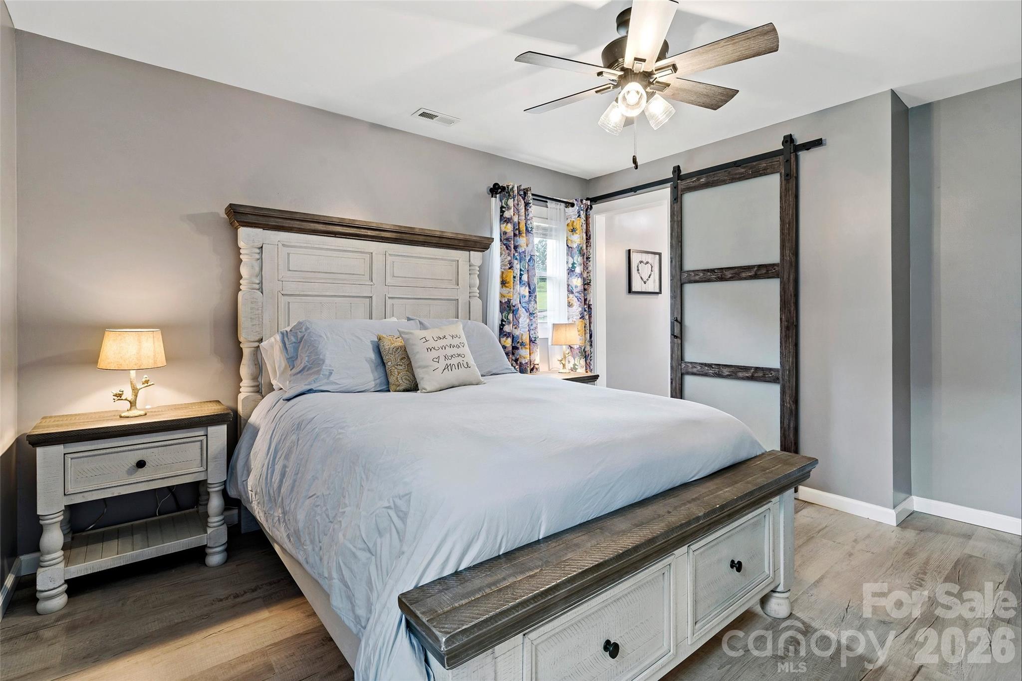 Single Family Residence at 204 Quail Hollow Road, Marion, photo 19 of 34