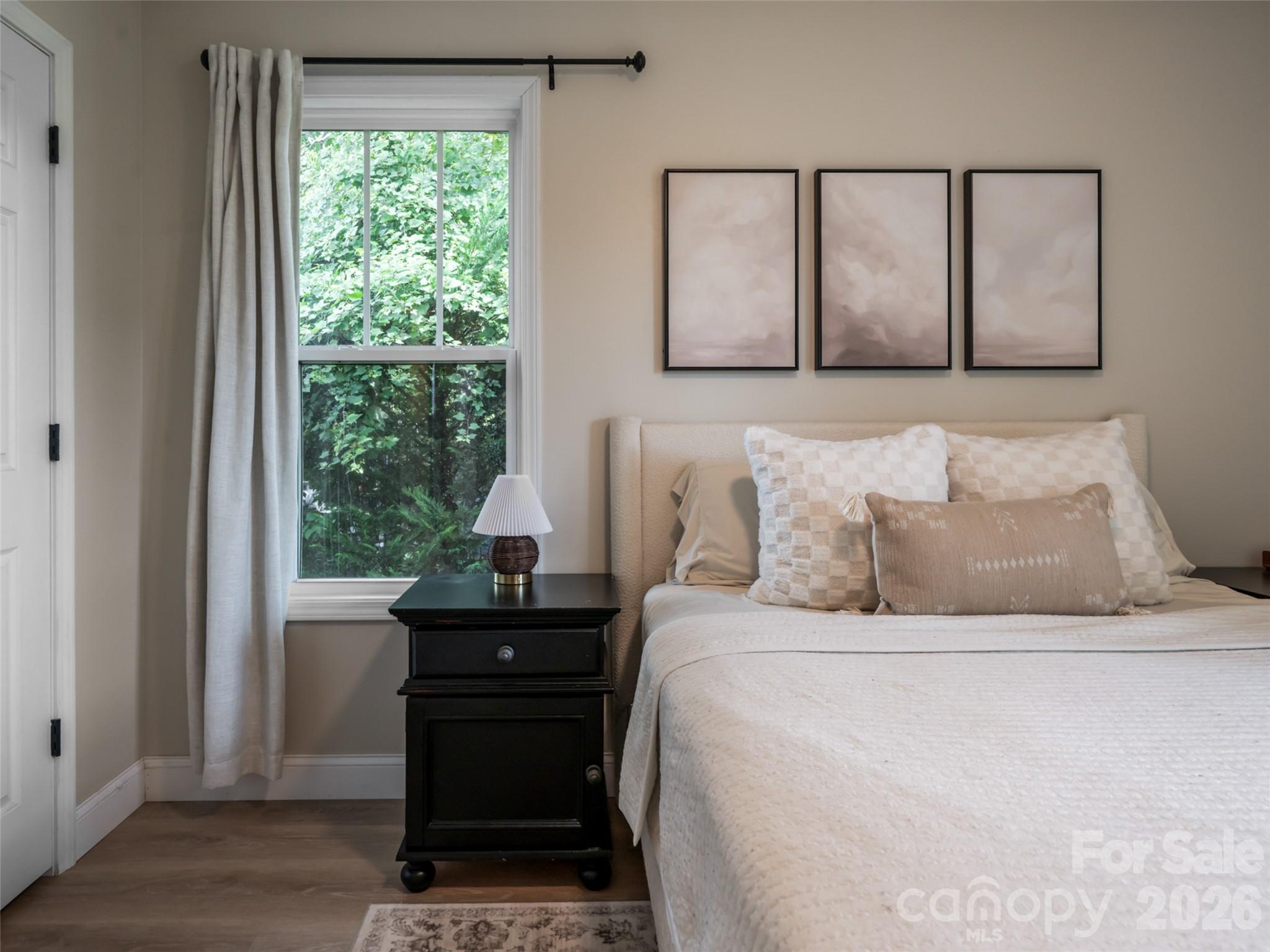Single Family Residence at 115 Soulshine Court, Asheville, photo 17 of 35