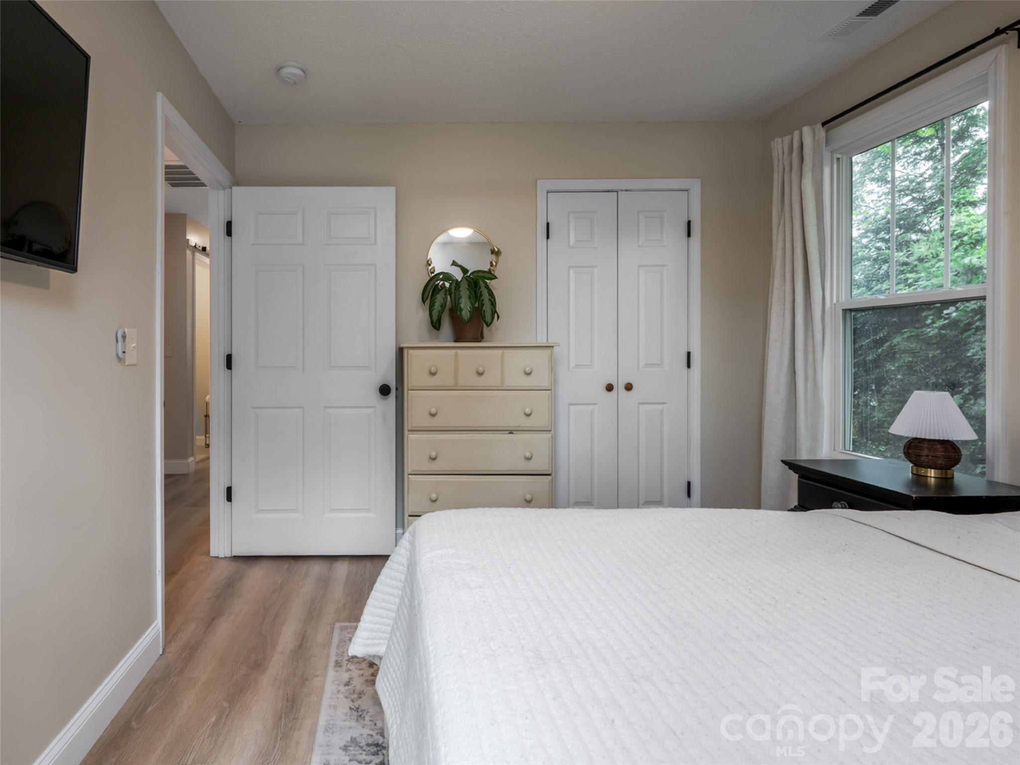 Single Family Residence at 115 Soulshine Court, Asheville, photo 21 of 35