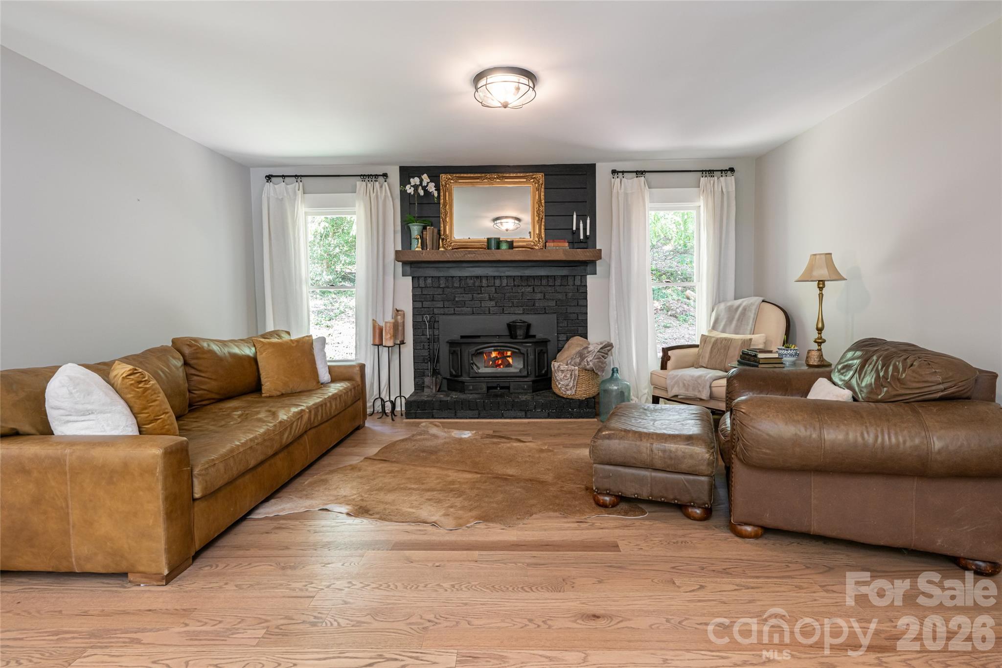 Single Family Residence at 360 Pinners Cove Road, Asheville, photo 6 of 46