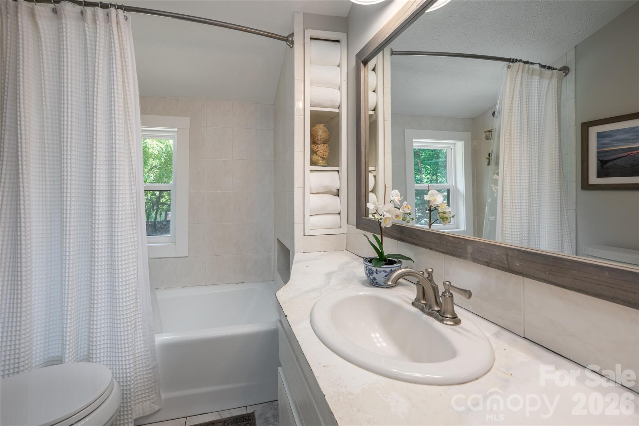 Single Family Residence at 360 Pinners Cove Road, Asheville, photo 25 of 46