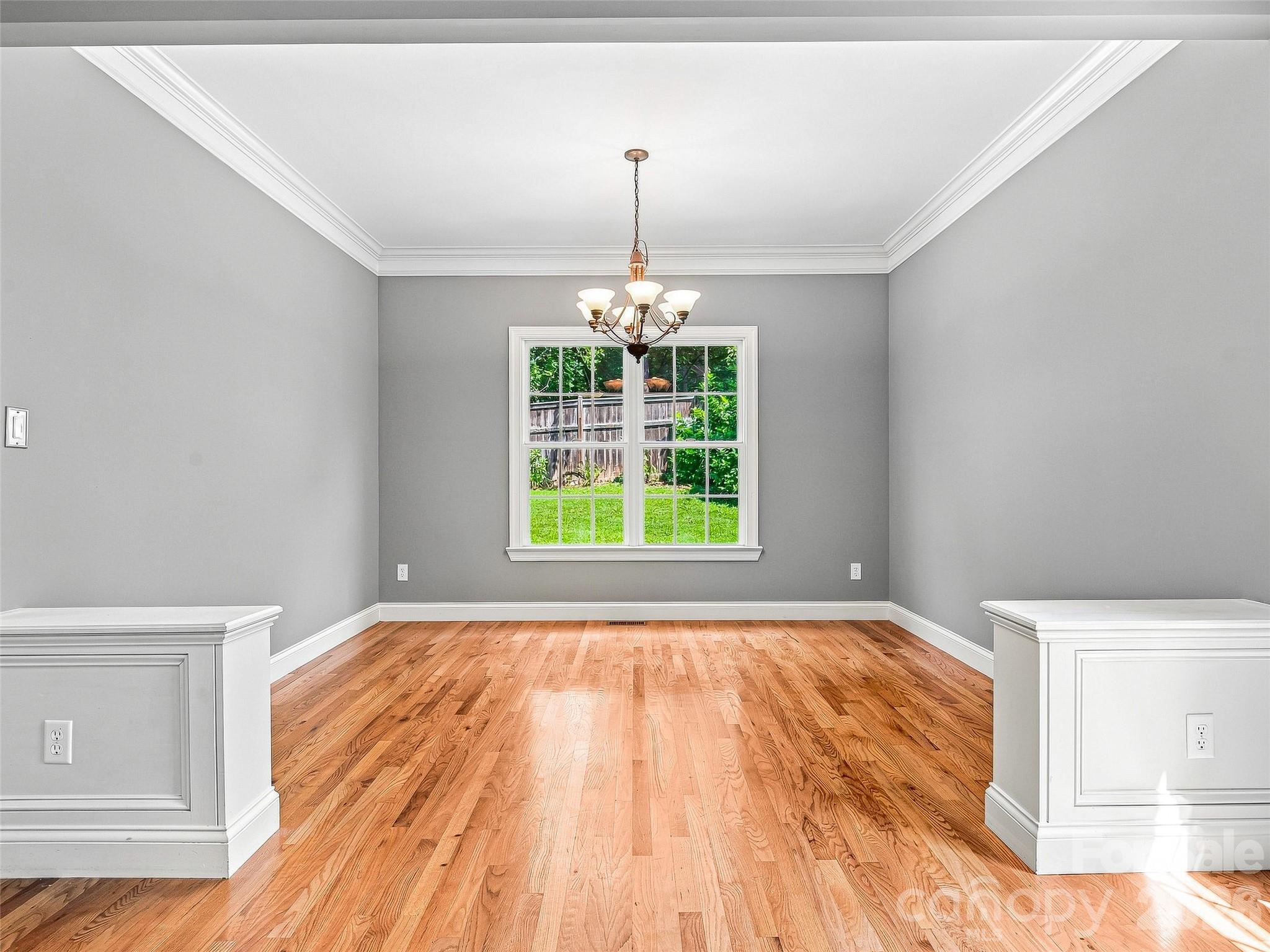 Single Family Residence at 5 Amelia Court, Arden, photo 10 of 39