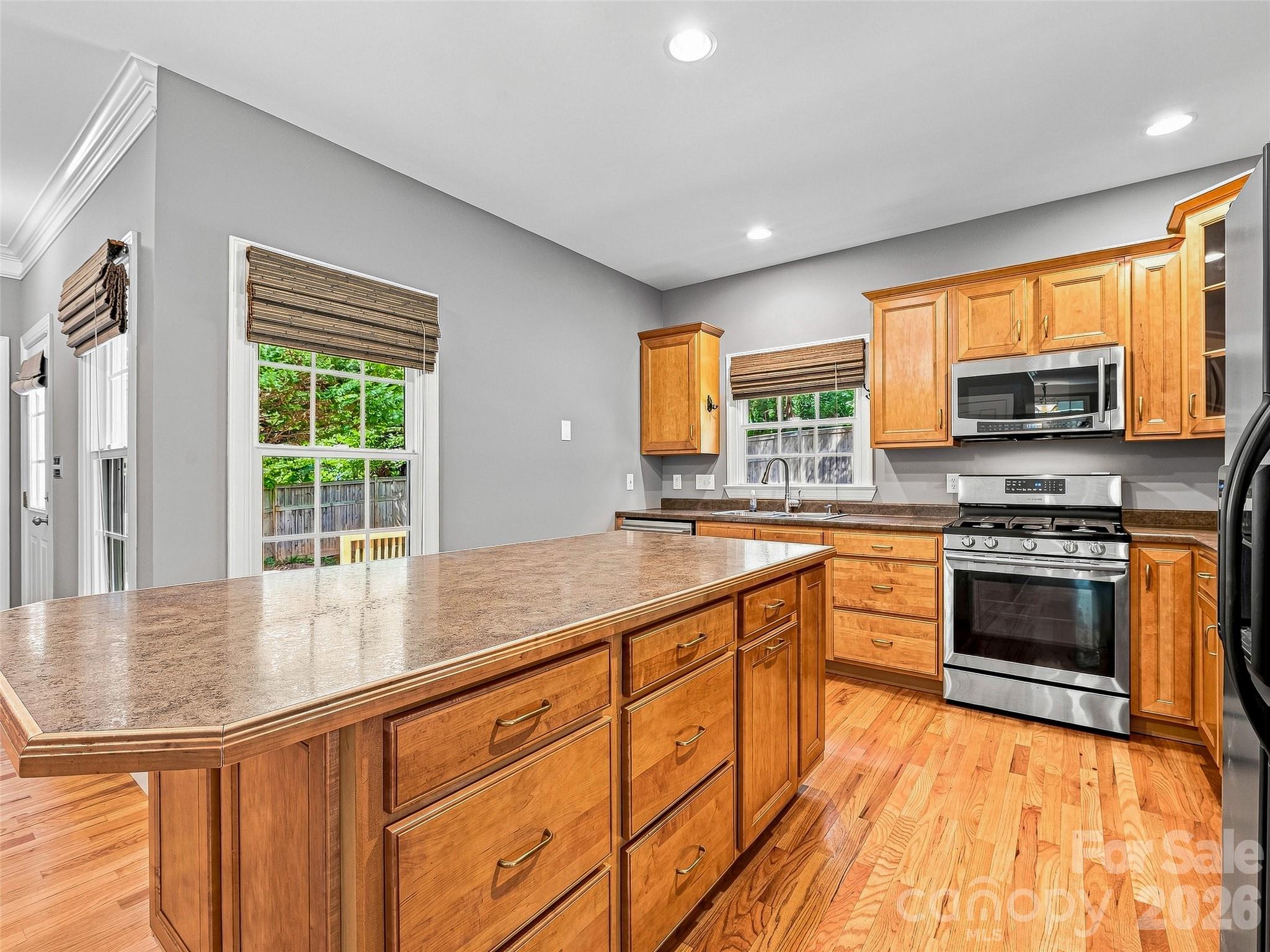 Single Family Residence at 5 Amelia Court, Arden, photo 15 of 39