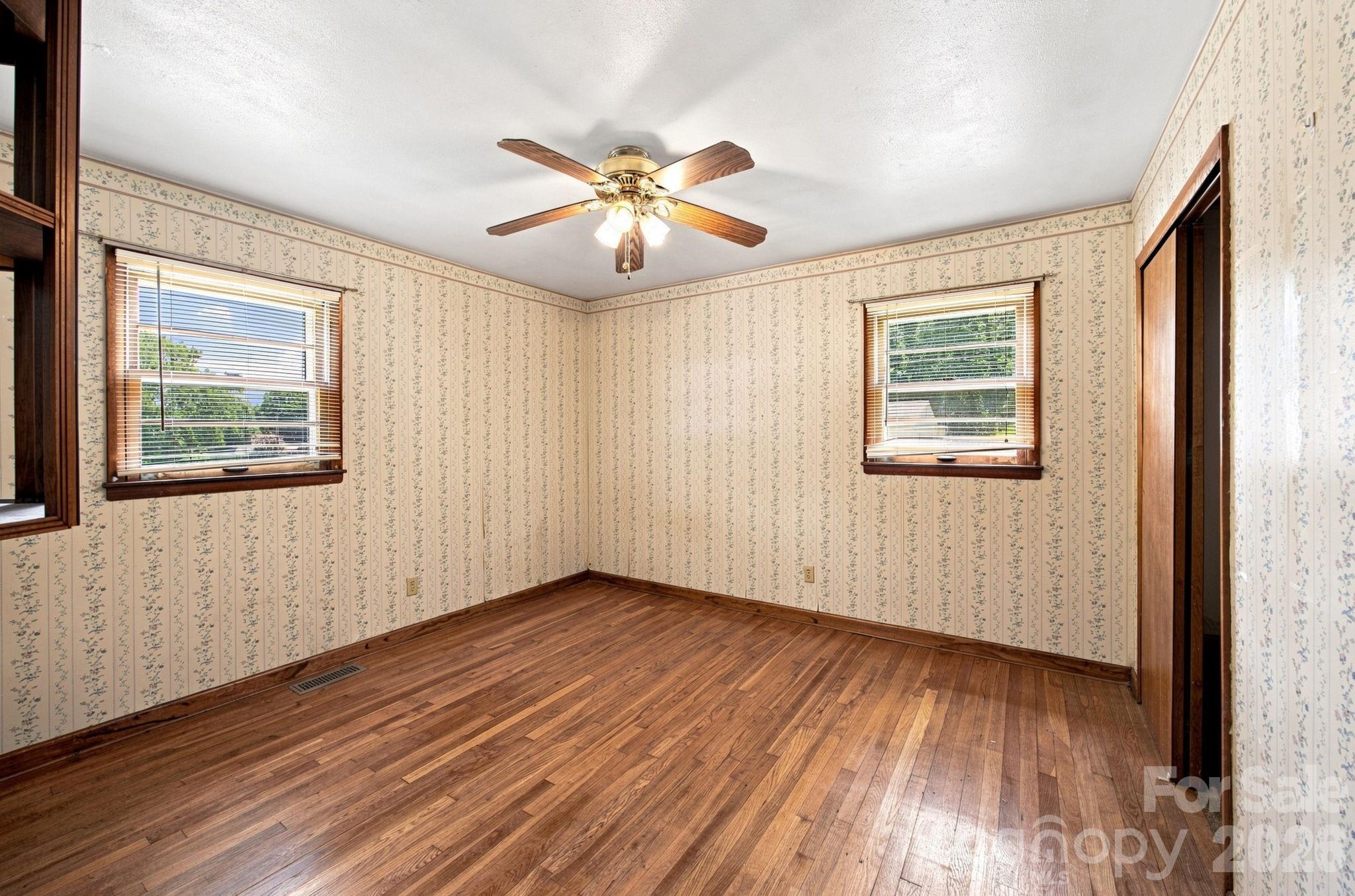 Single Family Residence at 100 Abernathy Street, Mount Holly, photo 21 of 48