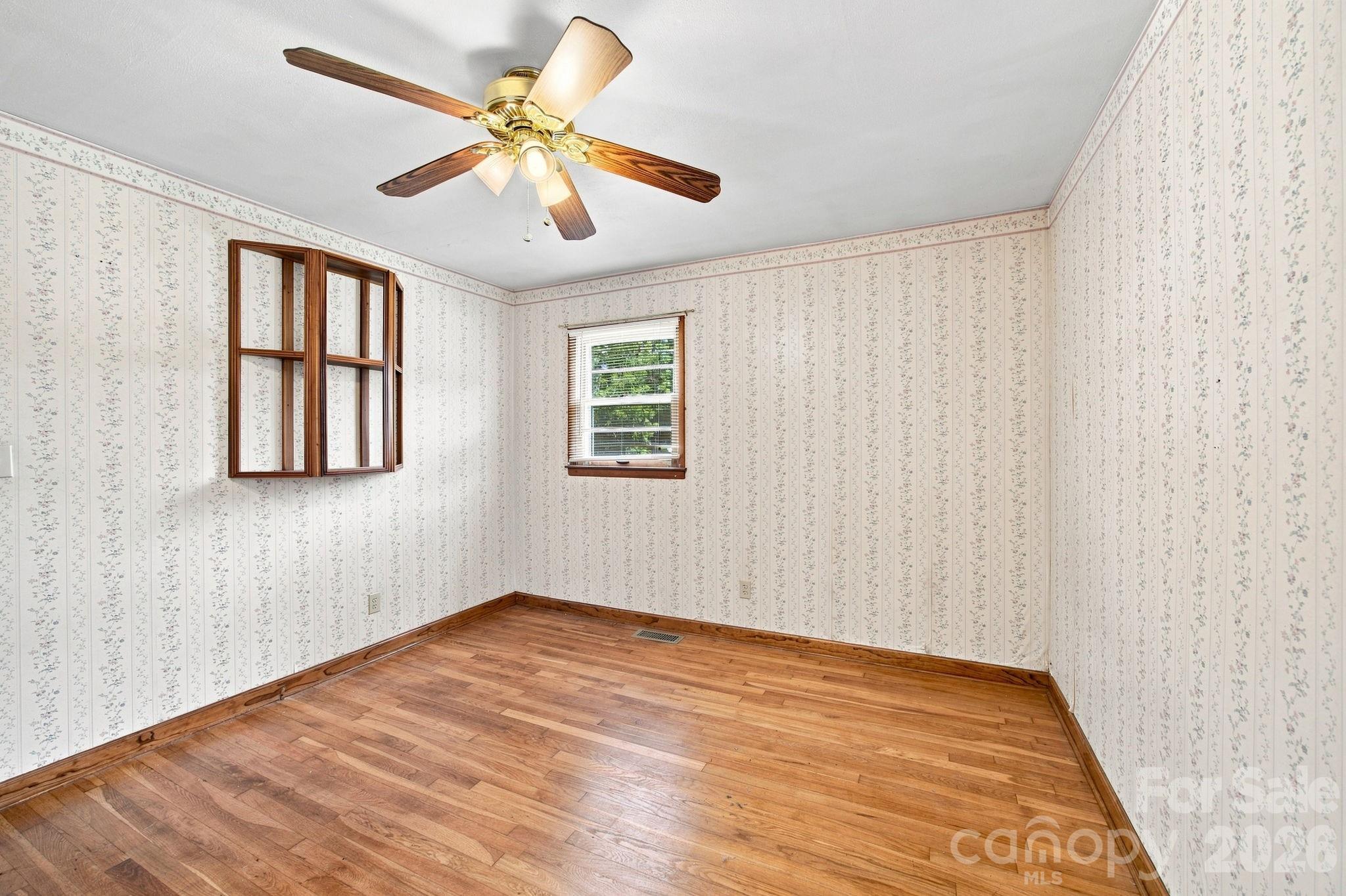 Single Family Residence at 100 Abernathy Street, Mount Holly, photo 23 of 48