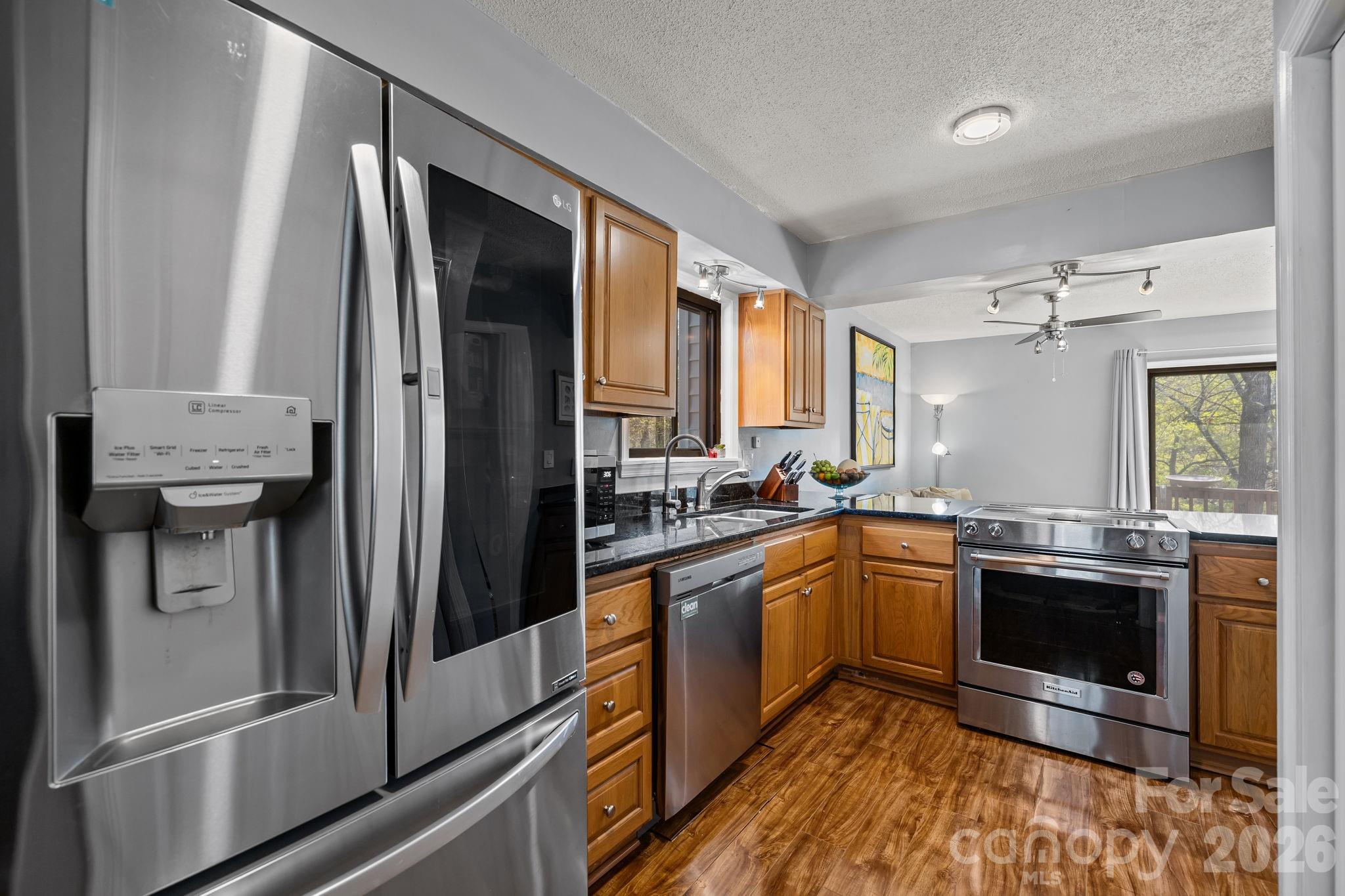 Single Family Residence at 9067 Tulagi Court, Fort Mill, photo 14 of 34
