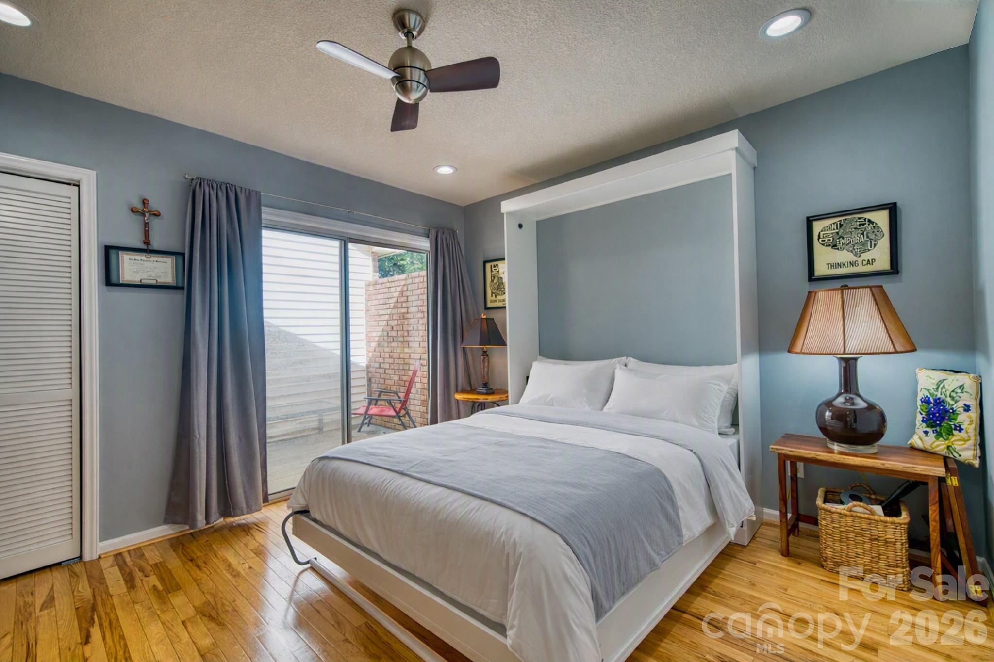 Condominium at 130 Exeter Court, Hendersonville, photo 13 of 41