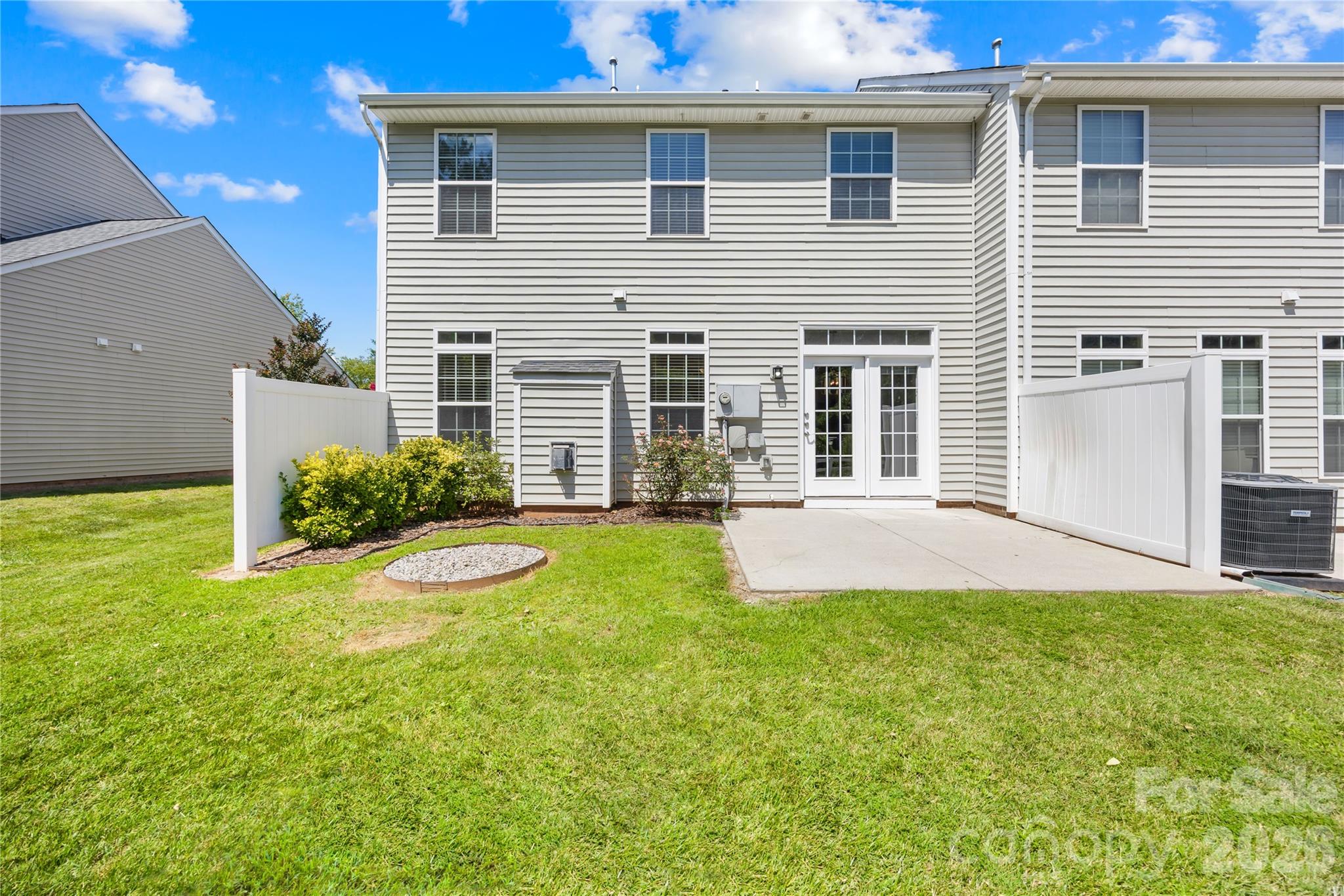Townhouse at 753 Prospect Lane, Fort Mill, photo 19 of 25
