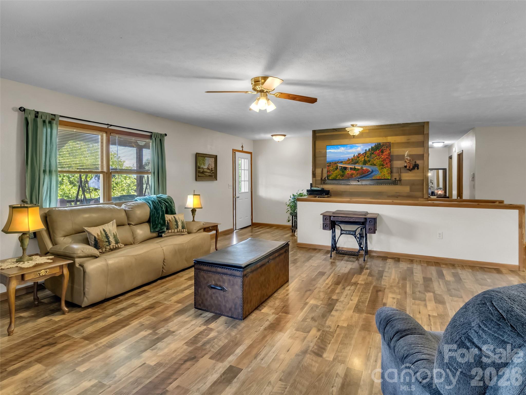 Single Family Residence at 555 Acres View Drive, Waynesville, photo 6 of 48