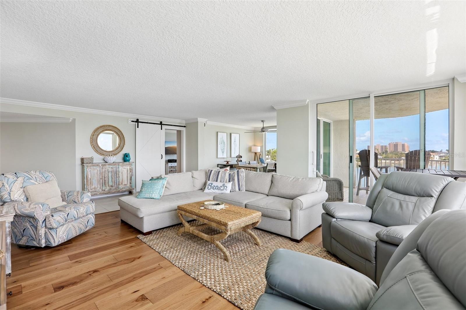 Condominium at 736 ISLAND WAY CONDO, CLEARWATER, photo 3 of 38