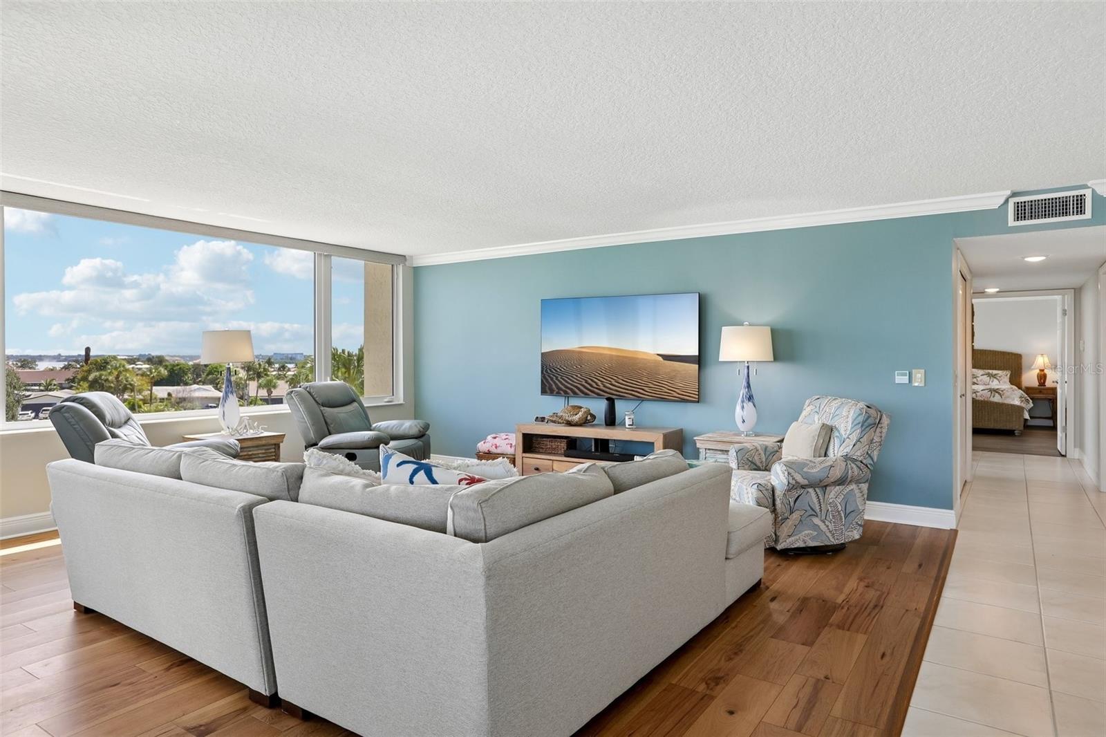 Condominium at 736 ISLAND WAY CONDO, CLEARWATER, photo 6 of 38