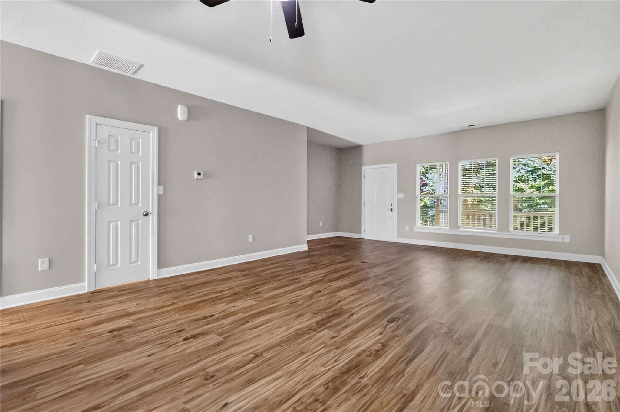 Townhouse at 105 Putter Place, Mooresville, photo 4 of 19