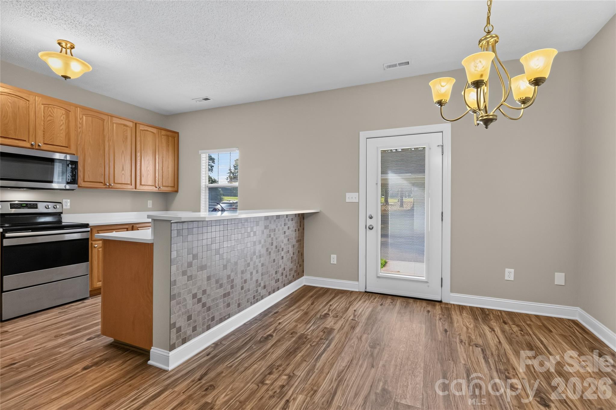 Townhouse at 105 Putter Place, Mooresville, photo 7 of 19