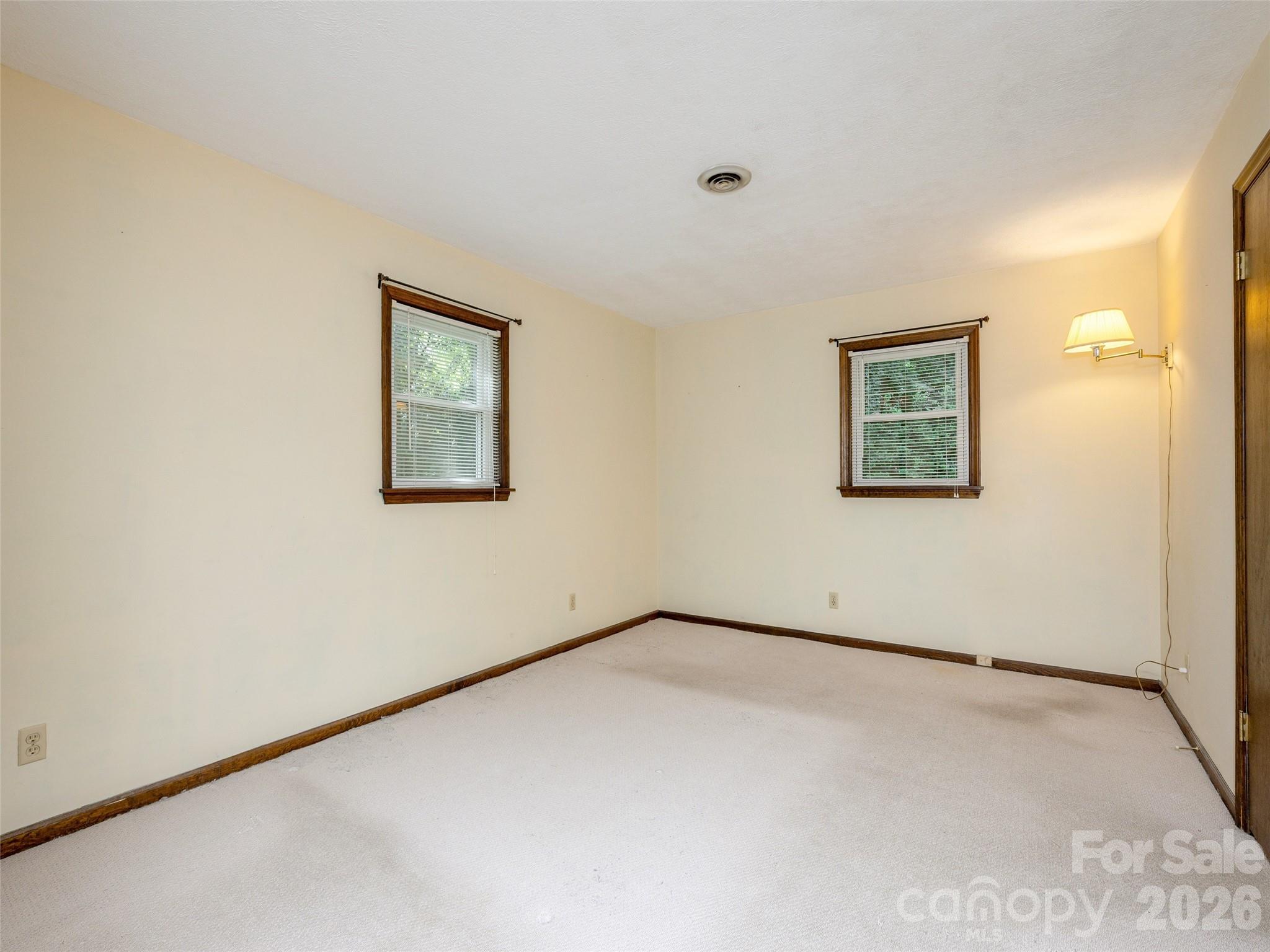 Single Family Residence at 211 Ginseng Lane, Hendersonville, photo 20 of 38