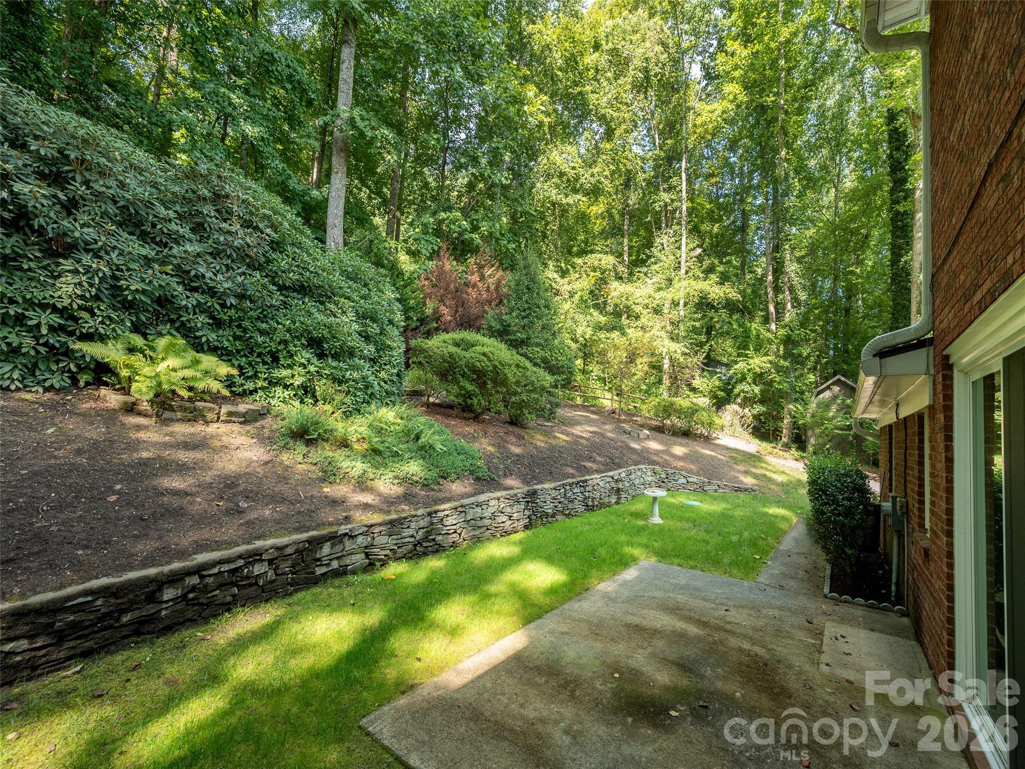 Single Family Residence at 211 Ginseng Lane, Hendersonville, photo 30 of 38
