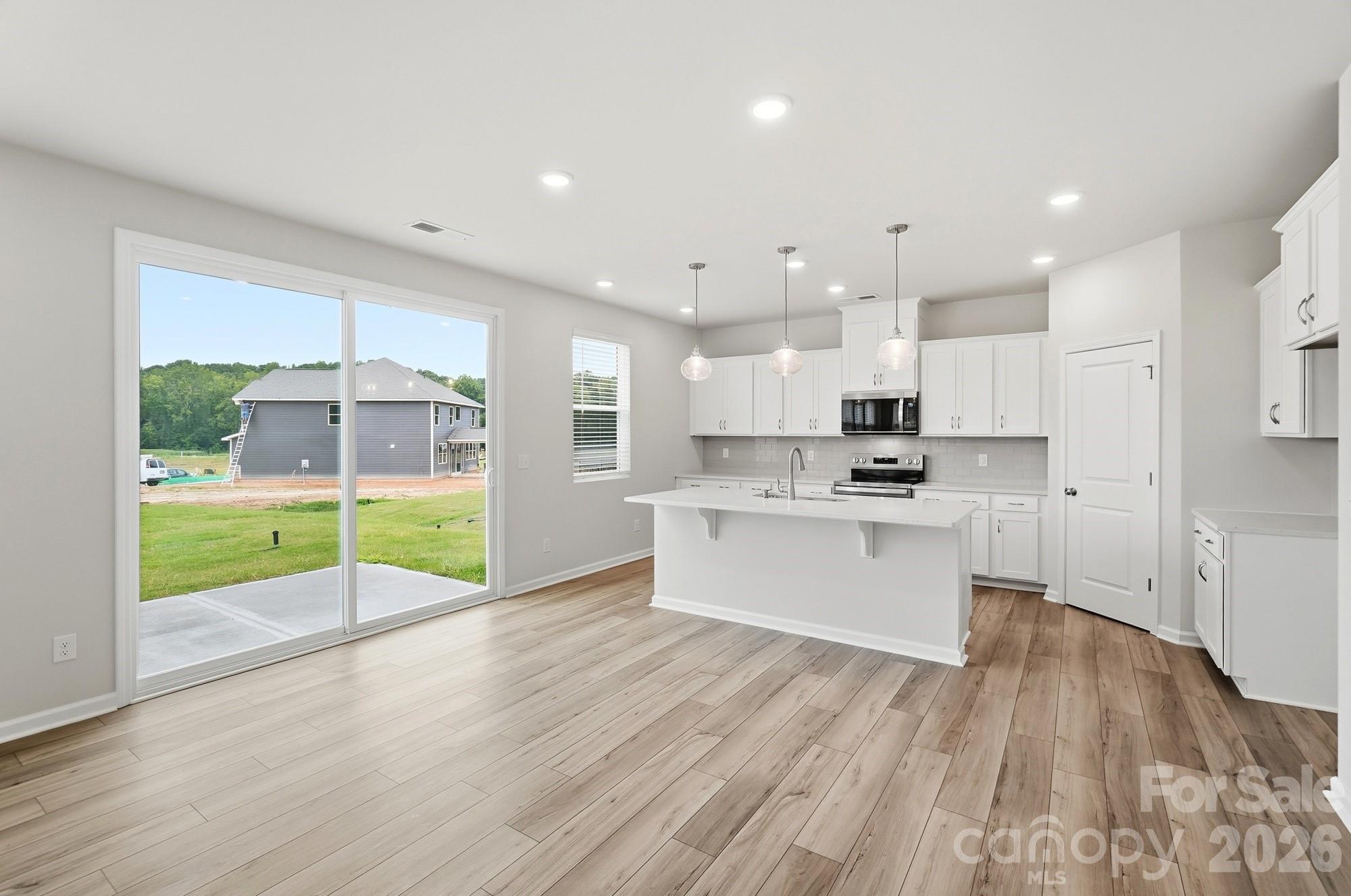 Single Family Residence at 2805 Westmont Drive, Gastonia, photo 11 of 48