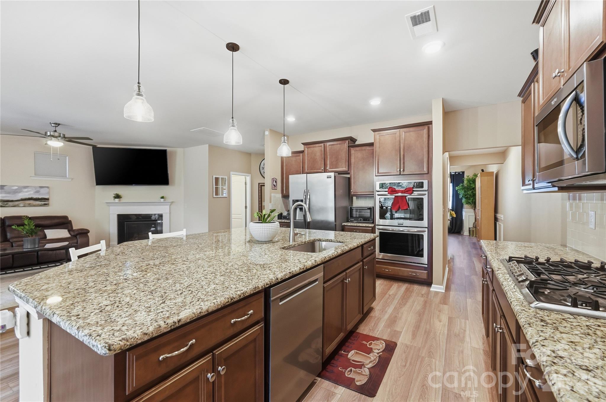 Single Family Residence at 179 Sweet Briar Drive, Indian Land, photo 13 of 48
