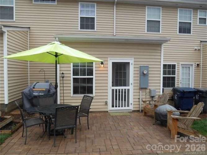Townhouse at 17447 Caldwell Track Drive, Cornelius, photo 24 of 28