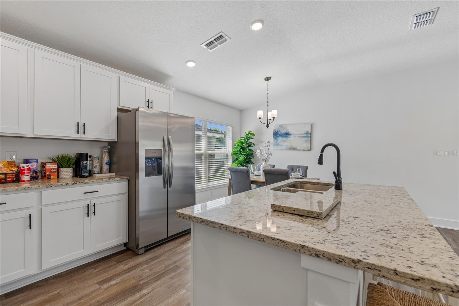 Single Family Residence at 9409 HIGHLAND HILLS DR ST, HUDSON, photo 4 of 20