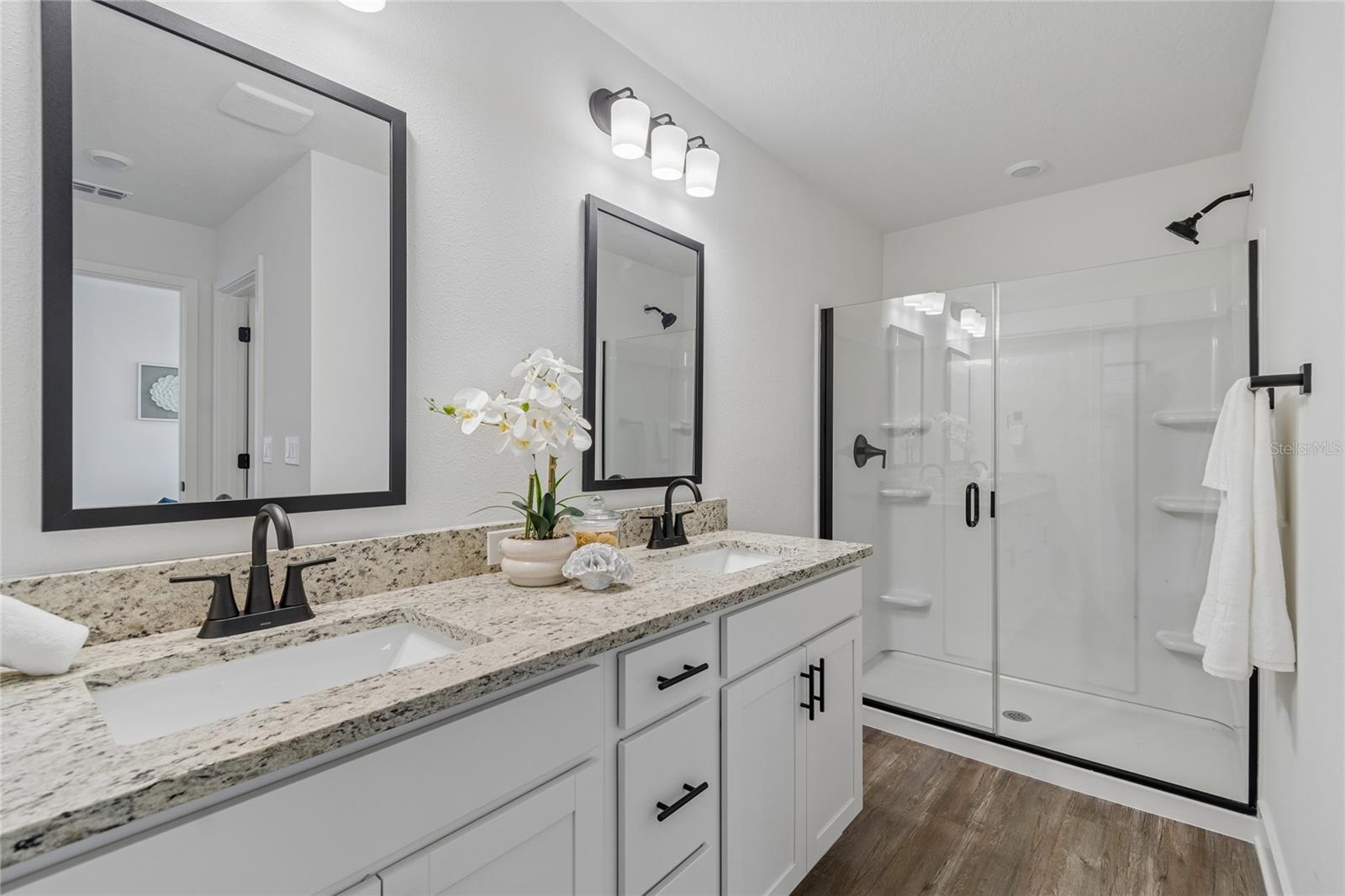 Single Family Residence at 9409 HIGHLAND HILLS DR ST, HUDSON, photo 12 of 20