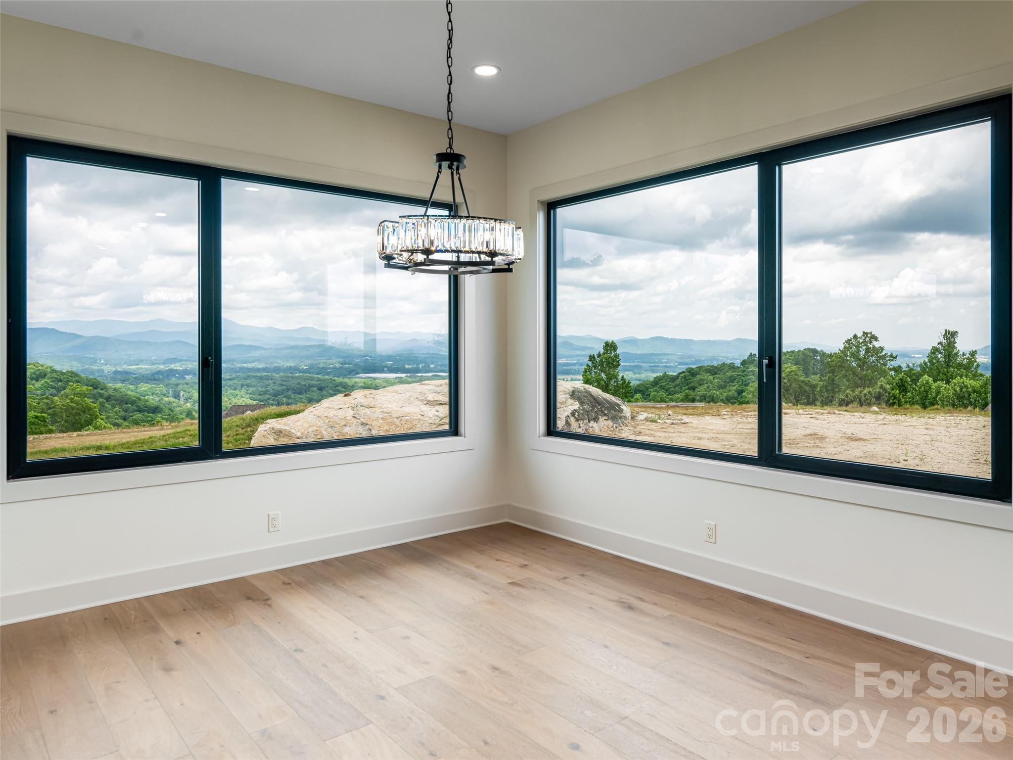 Single Family Residence at 24 S Watchman Drive, Hendersonville, photo 16 of 47