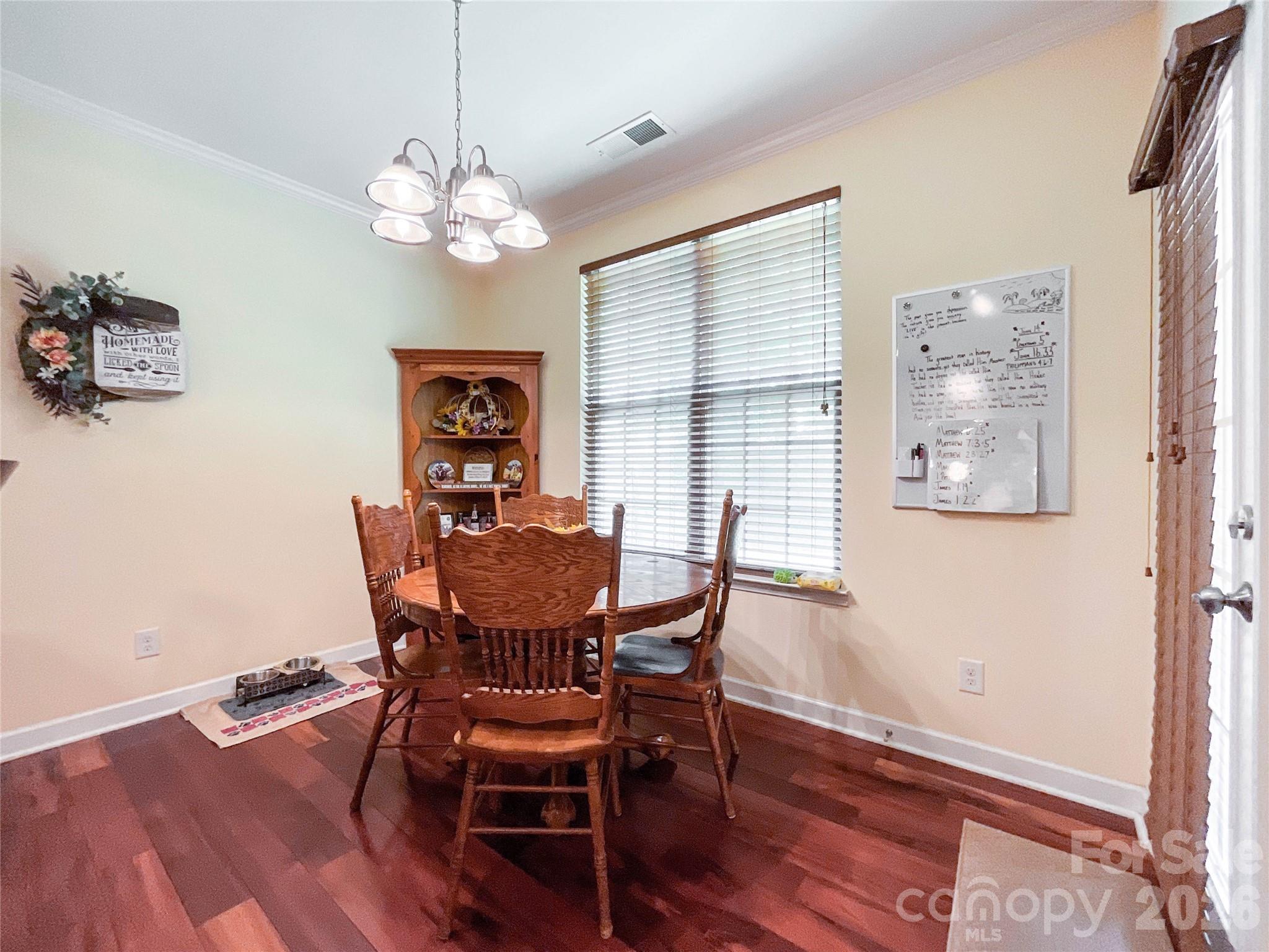 Single Family Residence at 2702 Piersland Drive, Matthews, photo 9 of 48