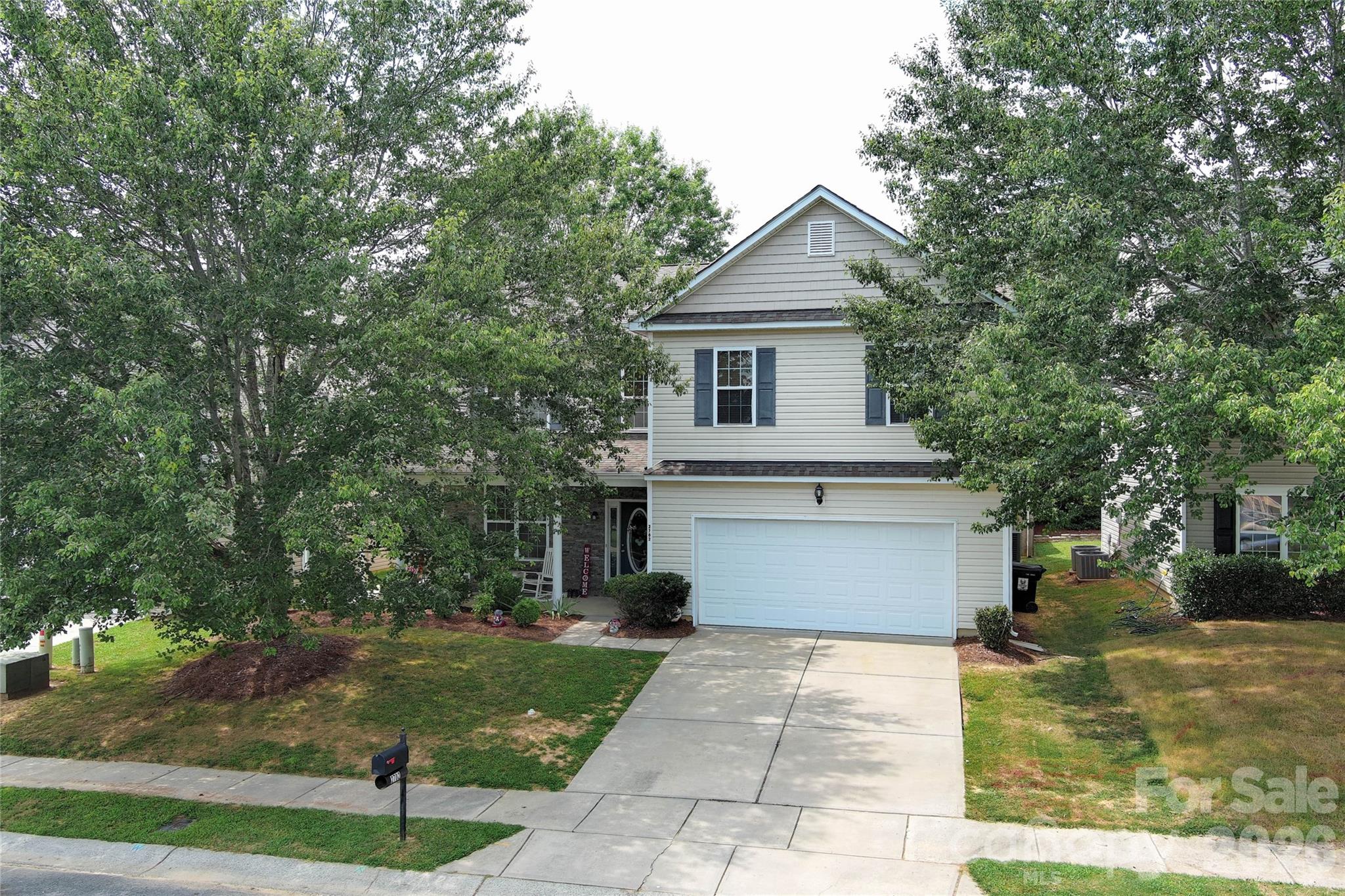 Single Family Residence at 2702 Piersland Drive, Matthews, photo 47 of 48
