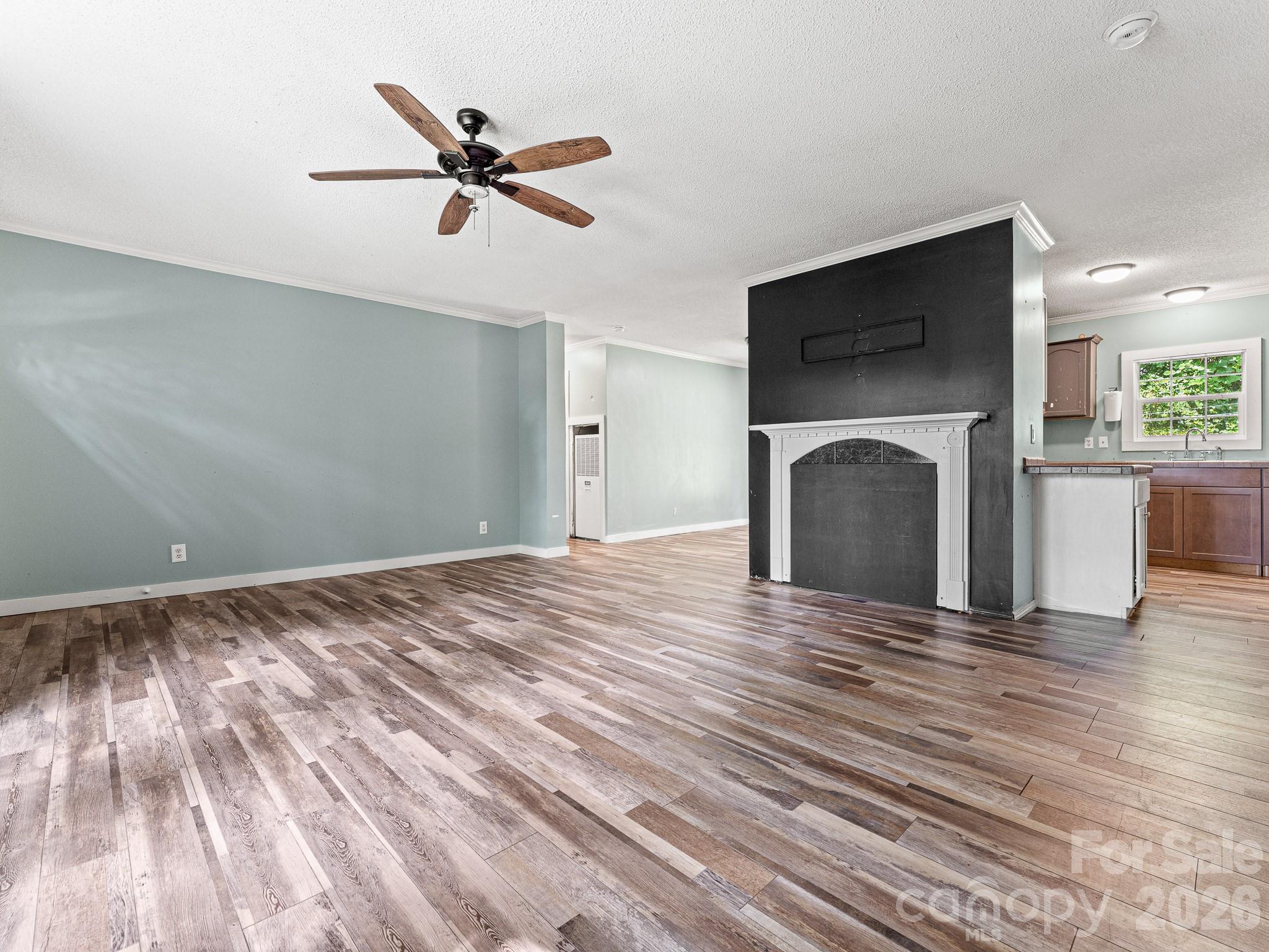 Single Family Residence at 195 Shiloh Road, Asheville, photo 6 of 39