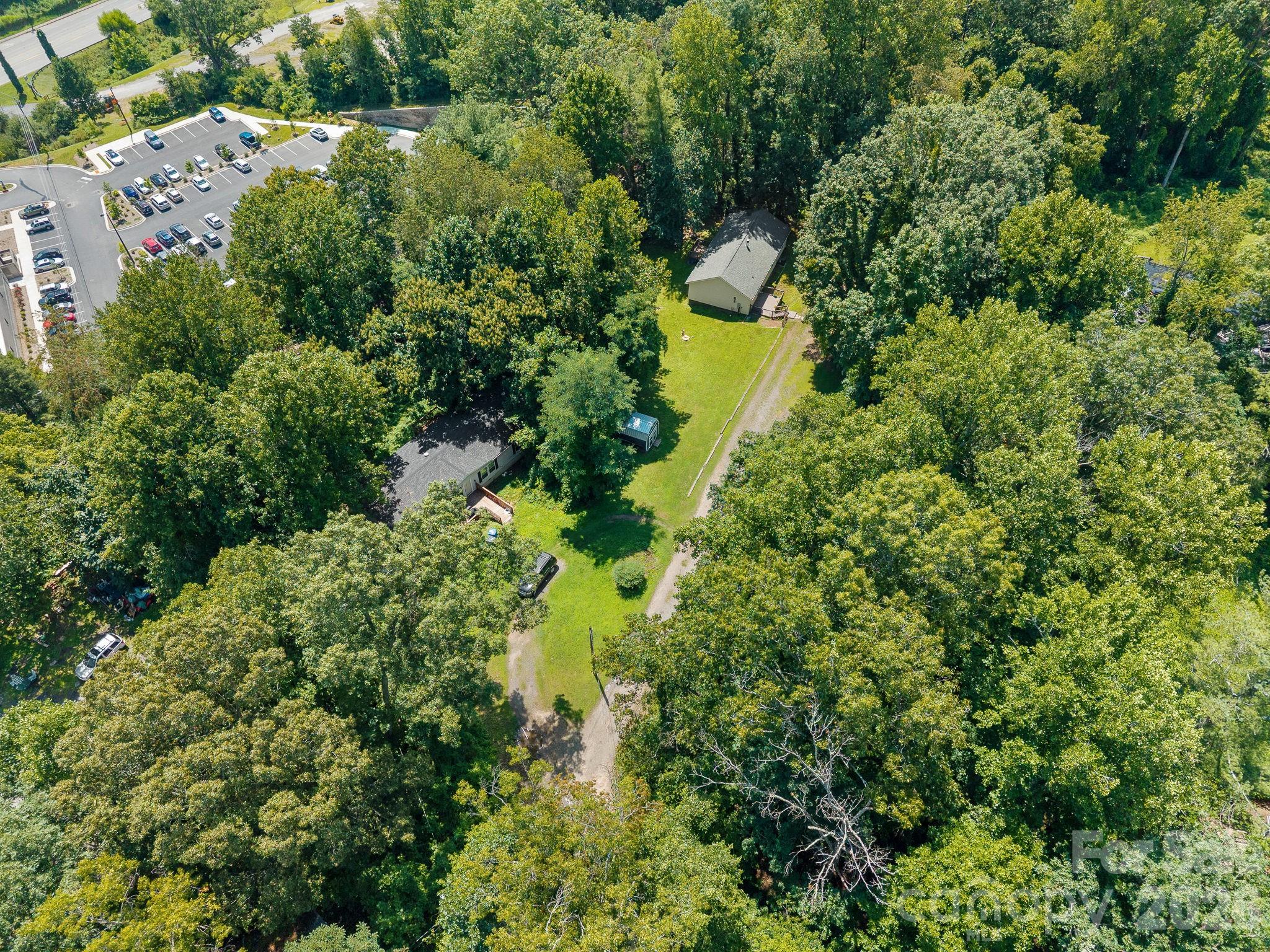 Single Family Residence at 195 Shiloh Road, Asheville, photo 33 of 39