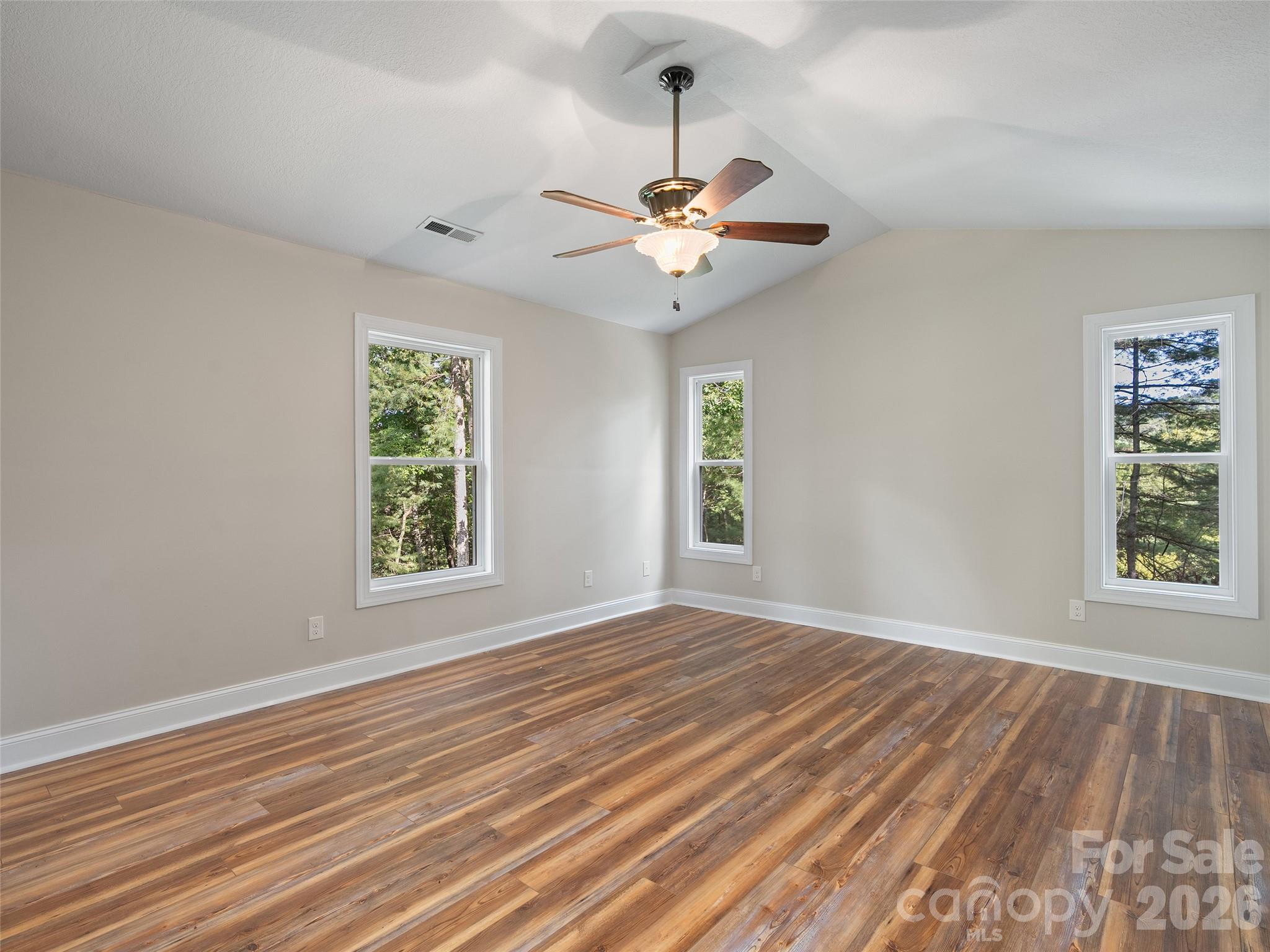 Oversized Primary Suite with lots of Windows and Natural Light - 11 Tahchee Trail, Fletcher