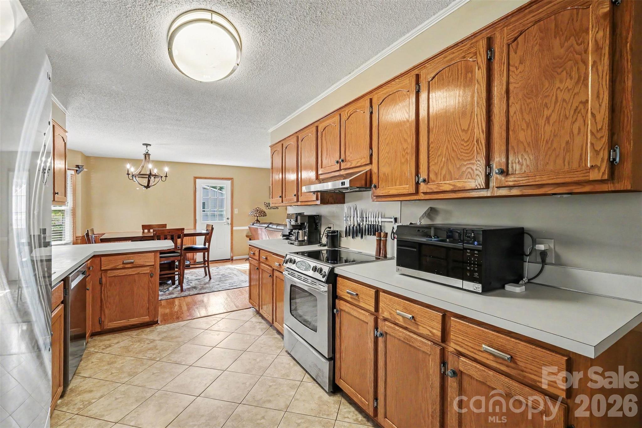 Single Family Residence at 2318 Old Hickory Grove Road, Mount Holly, photo 7 of 27
