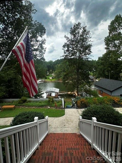 3623 Chevlot Hills Road