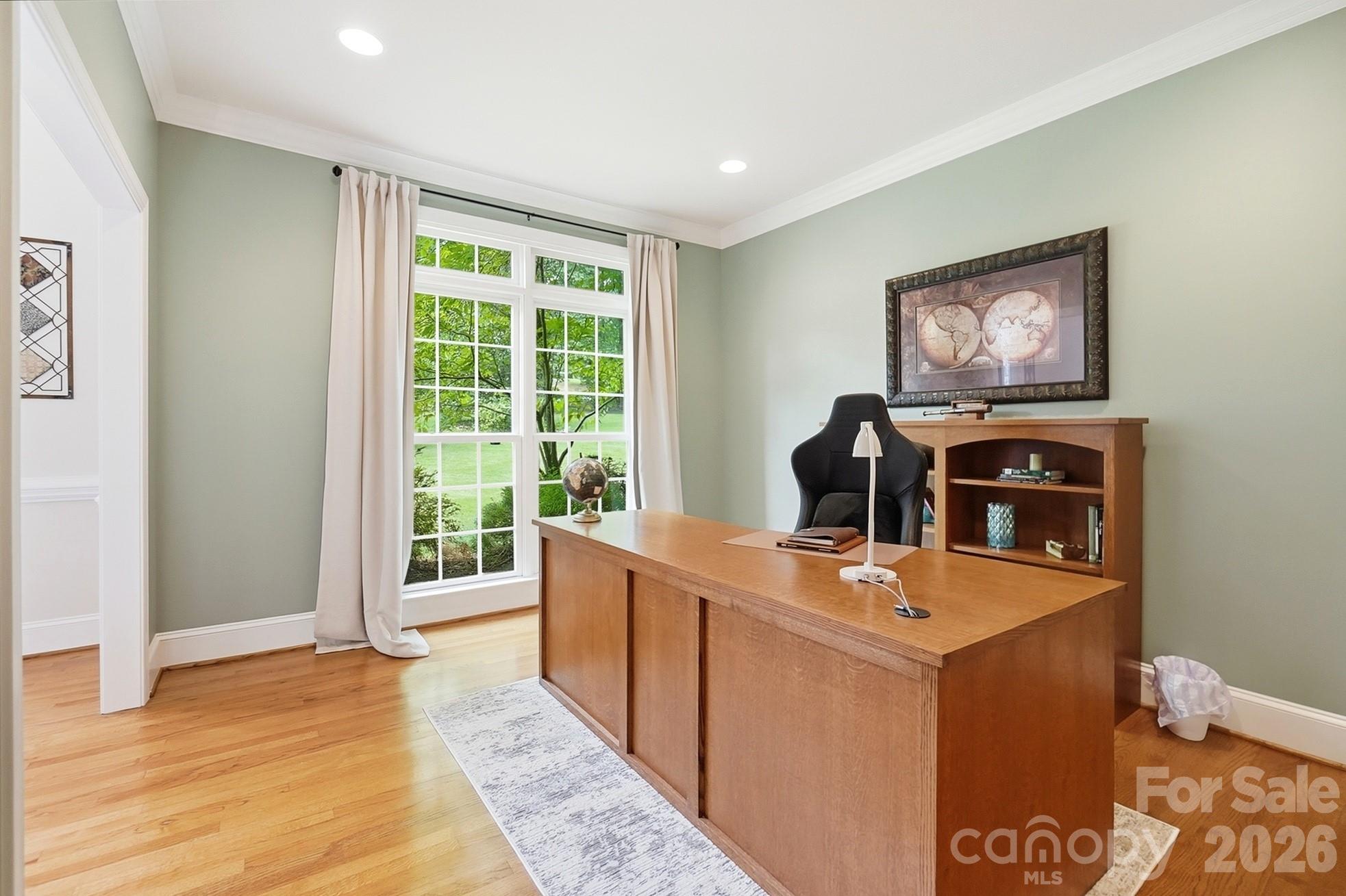 Single Family Residence at 1006 Waterview Lane, Monroe, photo 6 of 48