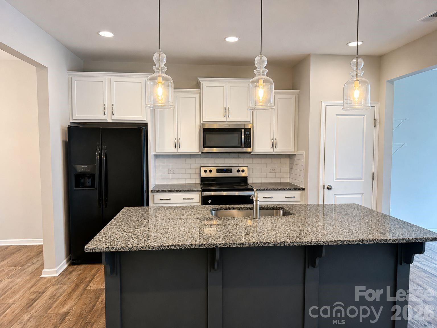 Townhouse at 15016 Meacham Farm Drive, Huntersville, photo 7 of 21